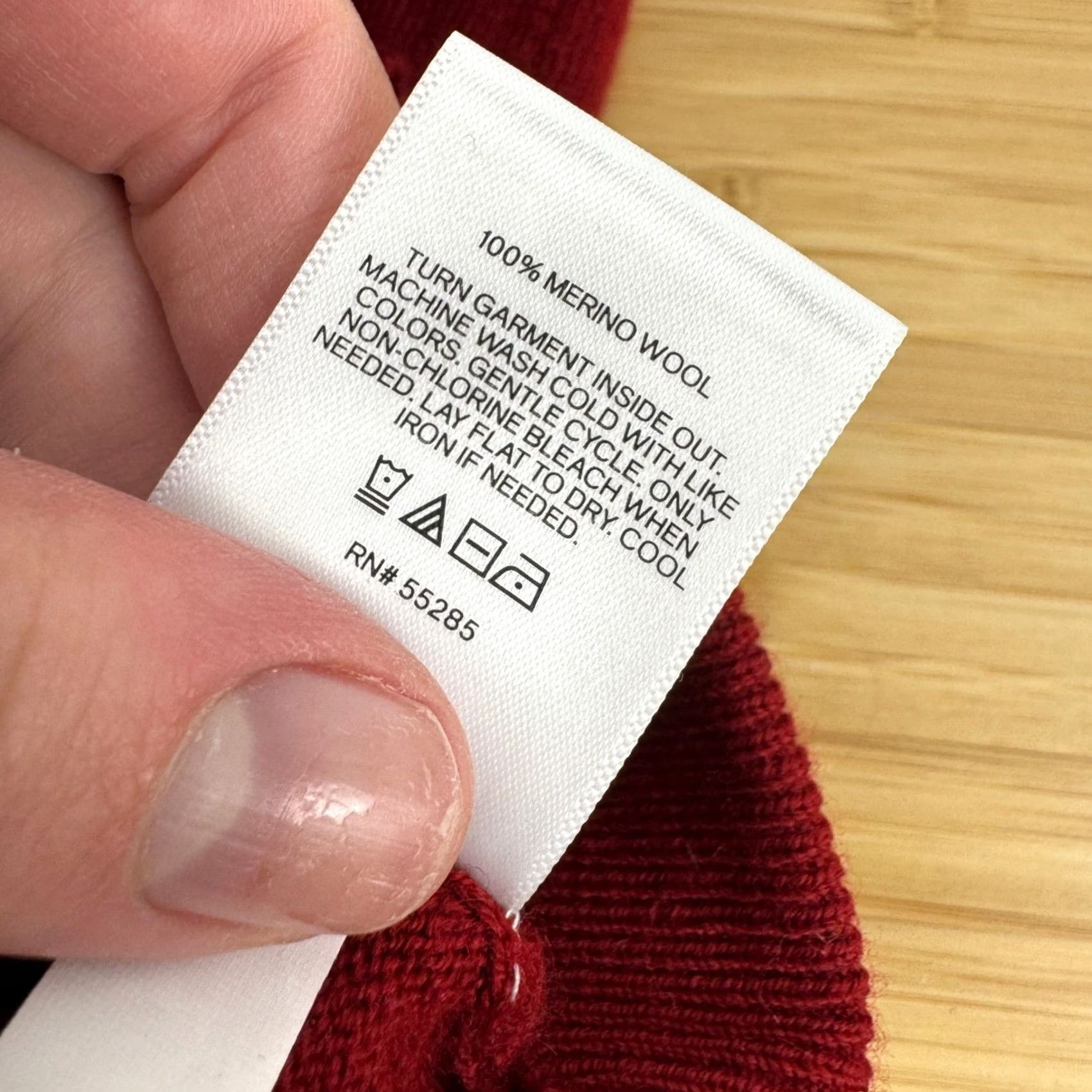 Express EXPRESS Men Crew Neck Merino Wool Sweater Red M Pullover Knit Long Sleeve Solid Logo Casual Workwear Spring Fall Mens Size US M / EU 48-50 / 2 - 7 Thumbnail