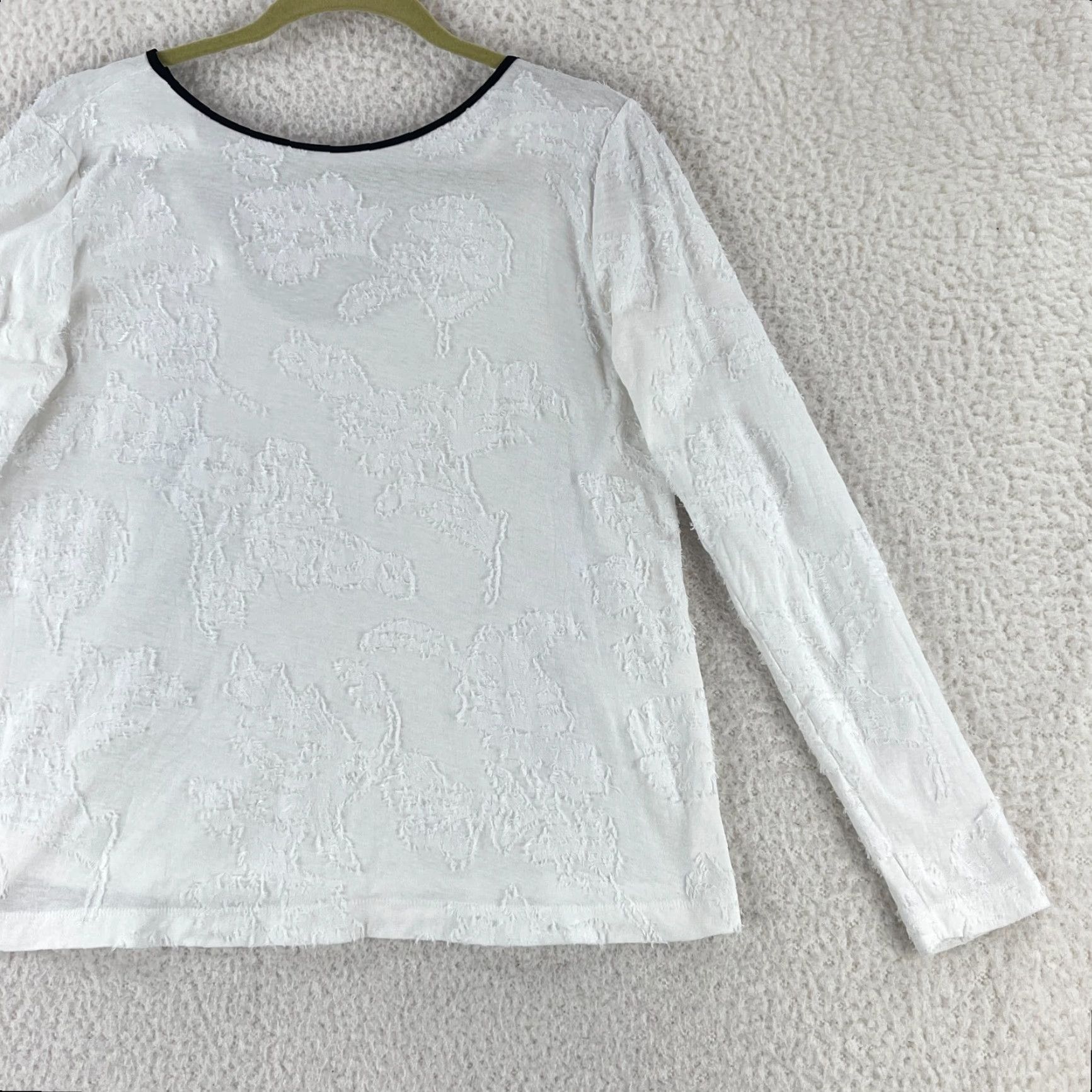 Loft LOFT White Textured Long Sleeve Pullover Shirt Womens Size Small Casual Shirt Size S / US 4 / IT 40 - 4 Thumbnail