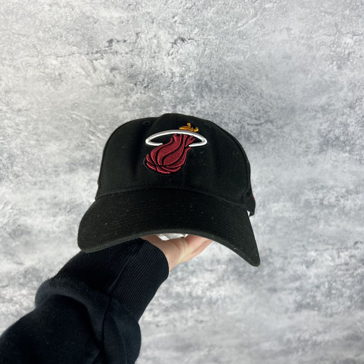 NBA Miami Heat New Era Vintage Cap Men's Black Polyester Size ONE SIZE - 3 Thumbnail