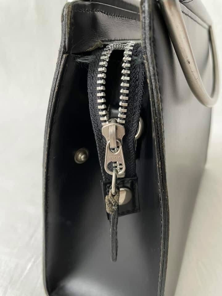 Yohji Yamamoto Yohji Yamamoto Y’saccs Leather Sling Bag Size ONE SIZE - 14 Thumbnail