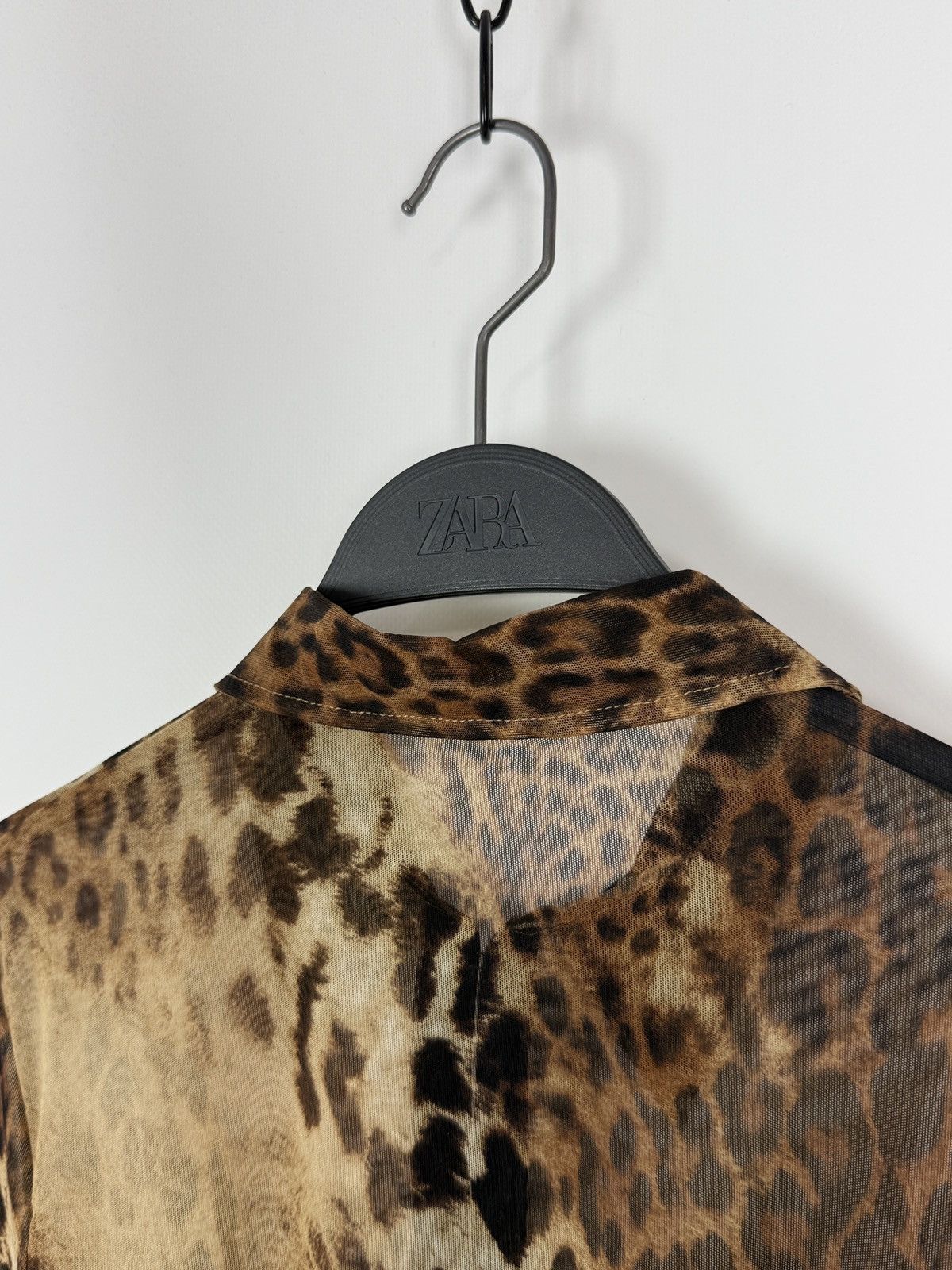 Vintage Y2K Vintage Anti-Flirt Cheetah Printed Sheer Mesh Blouse Size M / US 6-8 / IT 42-44 - 7 Thumbnail
