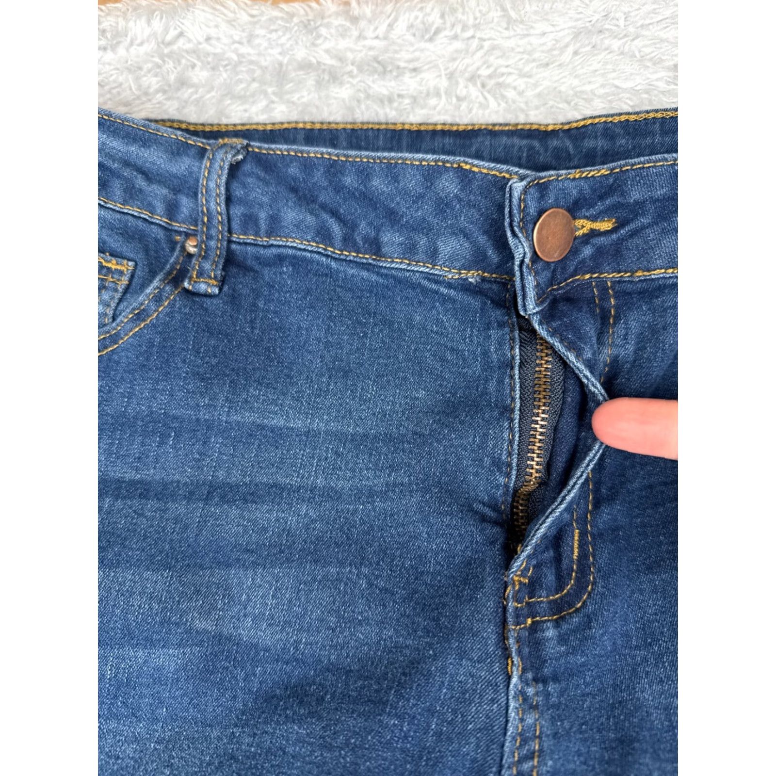 Vintage Womens Jeans 32x30 Blue Denim Flared Mid Rise Cotton Blend Med Wash Size 24" / US 00 / IT 34 - 5 Thumbnail