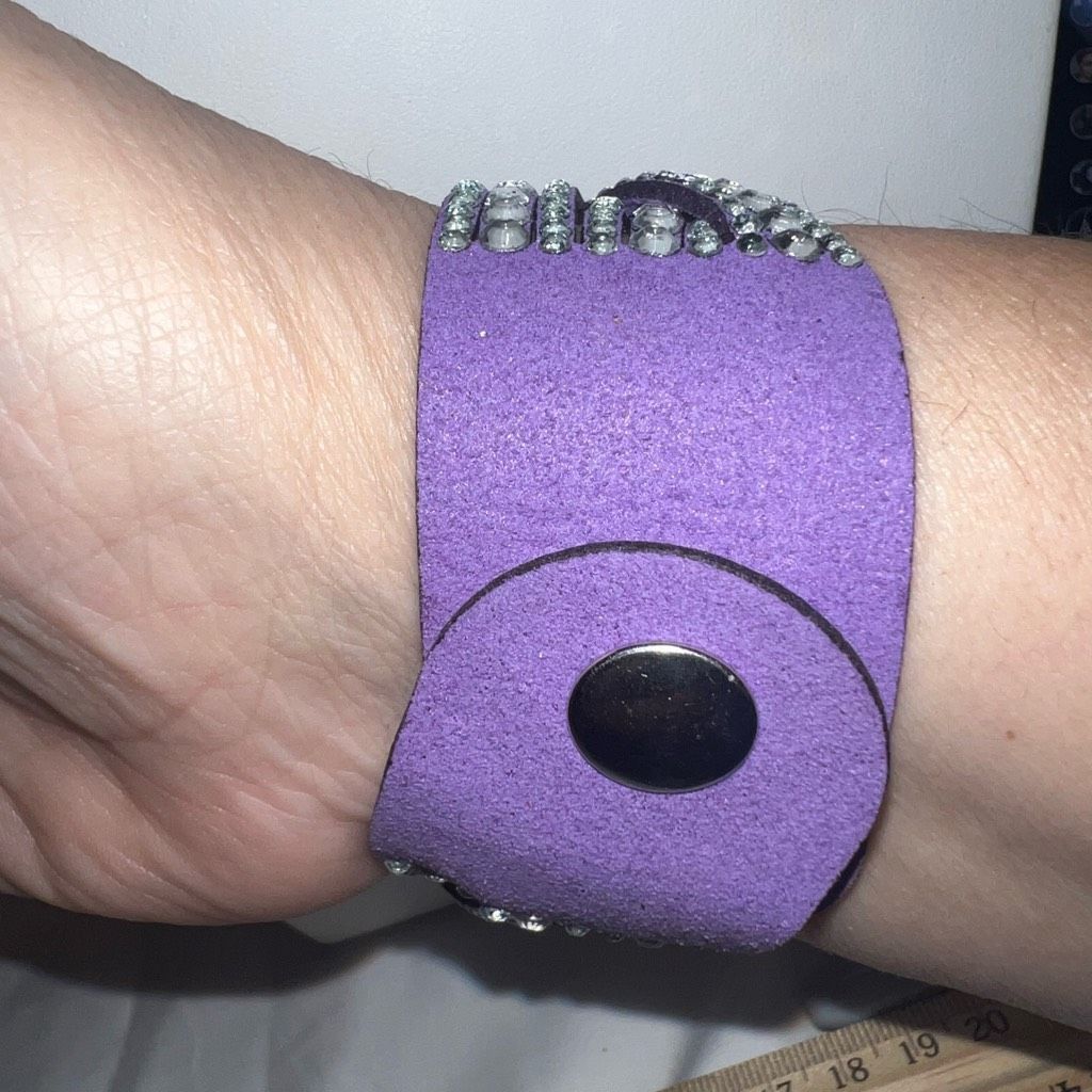 Other Purple Suede and Rhinestone Braided Bling Bracelet Size ONE SIZE - 4 Thumbnail