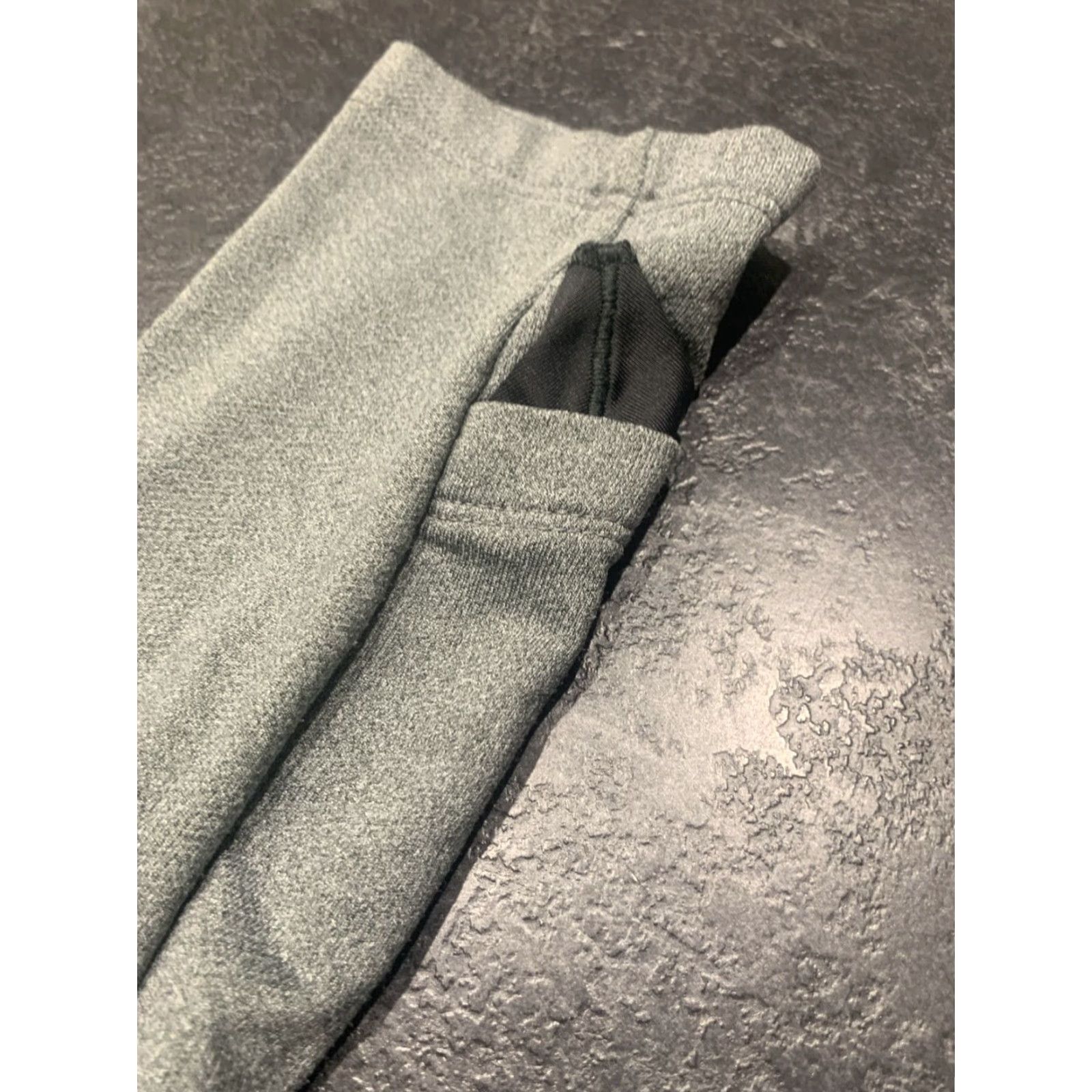 Nike Nike Dri-Fit Long Sleeve Performance Shirt Adult Large Gray Activewear Classic Mens Size US L / EU 52-54 / 3 - 6 Thumbnail