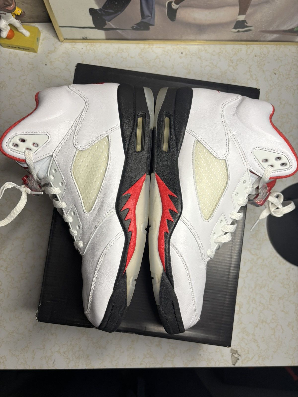Jordan Brand Air Jordan 5 Retro Fire Red Size US 11 / EU 44 - 4 Thumbnail