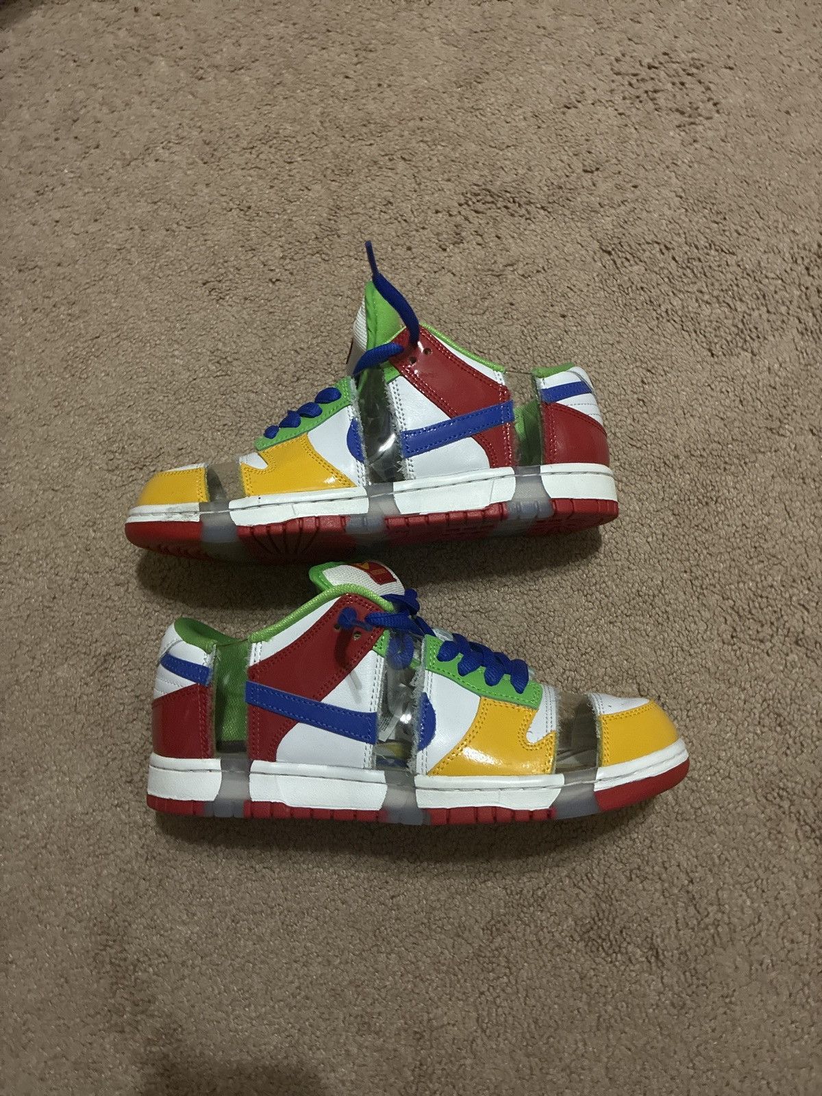 Nike SB Nike SB Dunk Low OG QS Size US 8 / EU 41 - 1 Thumbnail