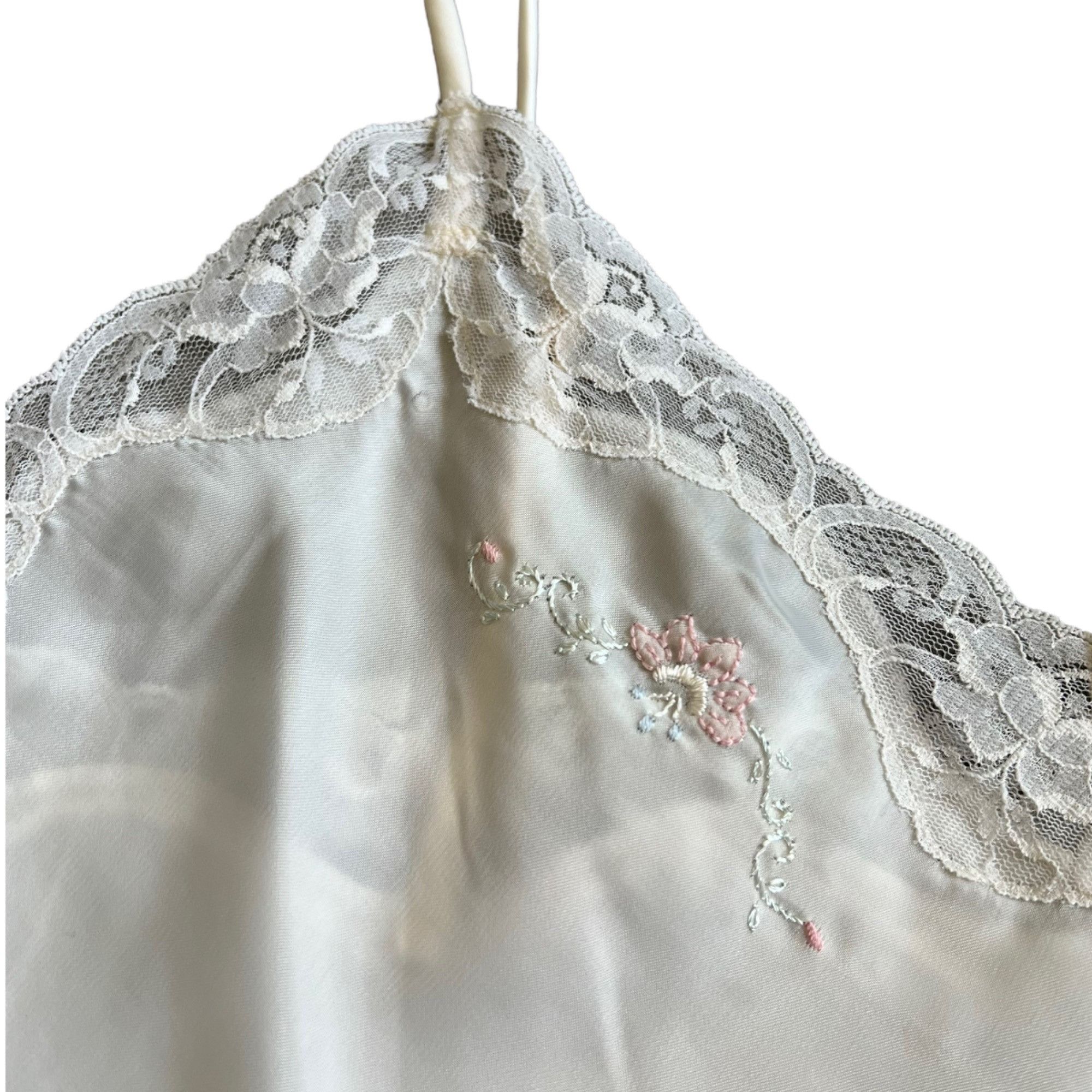 Vintage Vintage Barbizon Semi Sheer Delicate Floral Embroidered Ling Size M / US 6-8 / IT 42-44 - 4 Thumbnail