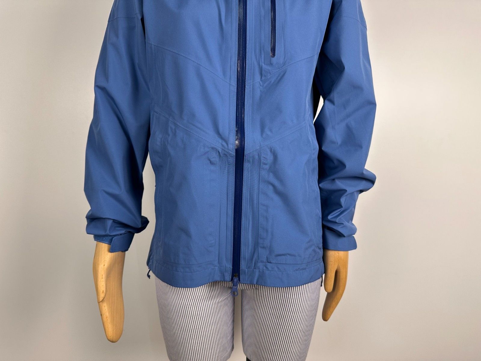 Outdoor Research Outdoor Research Foray Gore-Tex Jacket Waterproof Blue Sz S Size S / US 4 / IT 40 - 4 Thumbnail