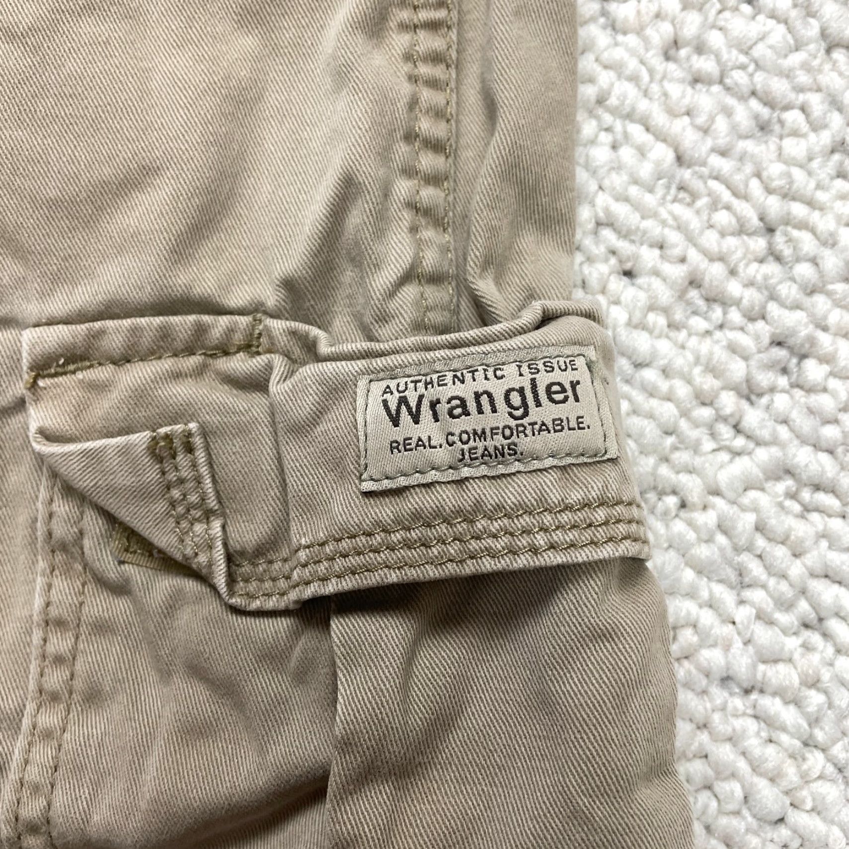 Wrangler Wrangler Cargo Pants Mens 44x30 Beige Solid Cotton High Rise Straight Pockets Mens Beige Cargo Pants 44x30 Wrangler Size US 44 / EU 60 - 3 Thumbnail
