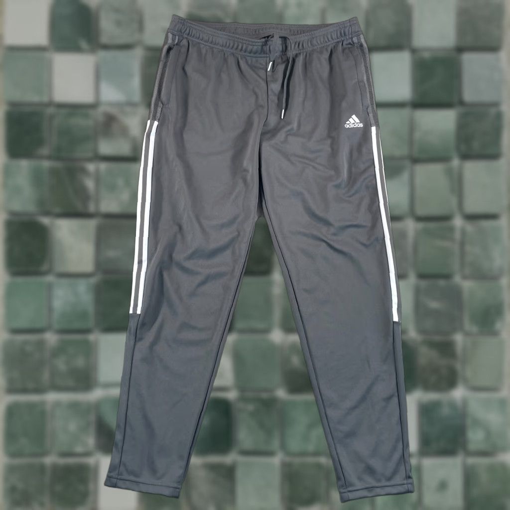 Adidas Adidas Aeroready Training Pants Men XL Grey Tapered Athletic Fit Gym NWOT Size US 36 / EU 52 - 1 Thumbnail