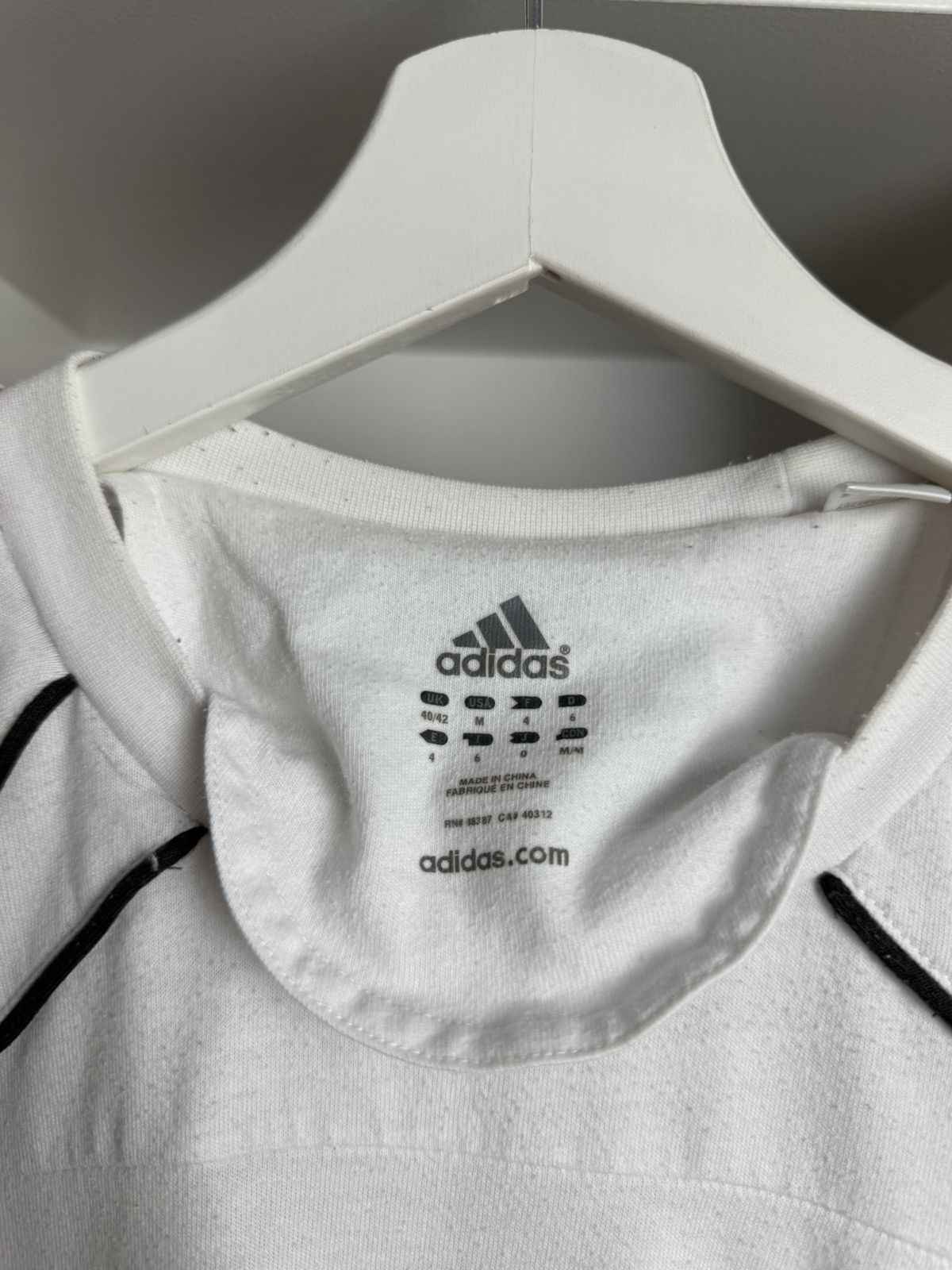 Adidas × Vintage Vintage y2k Adidas FC Bayern Munich blockcore t-shirt soccer Size US M / EU 48-50 / 2 - 6 Thumbnail