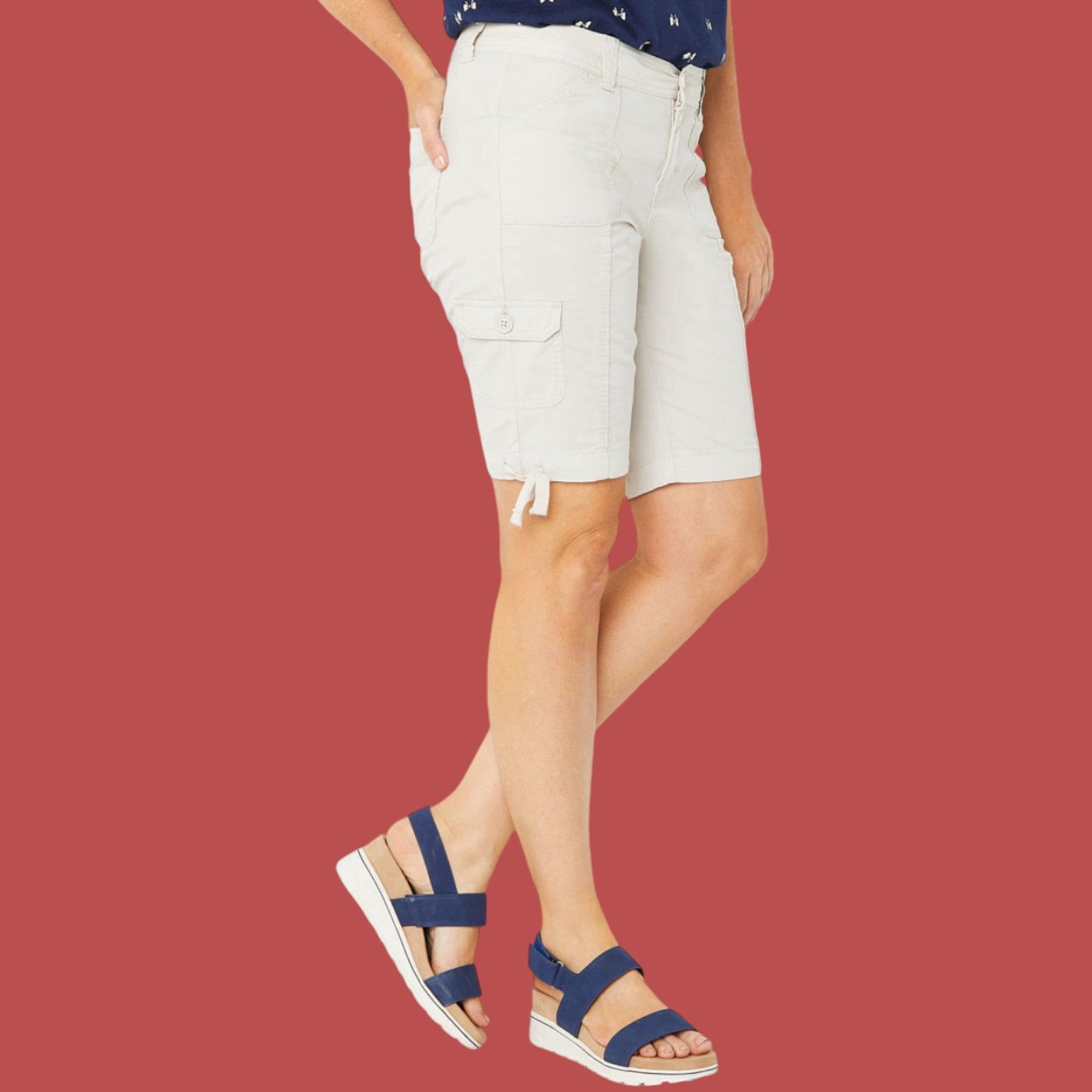 Other St. John's Bay - Women's Mid-Rise Cargo Bermuda Short - Brow Size 34" / US 12 / IT 48 - 15 Thumbnail