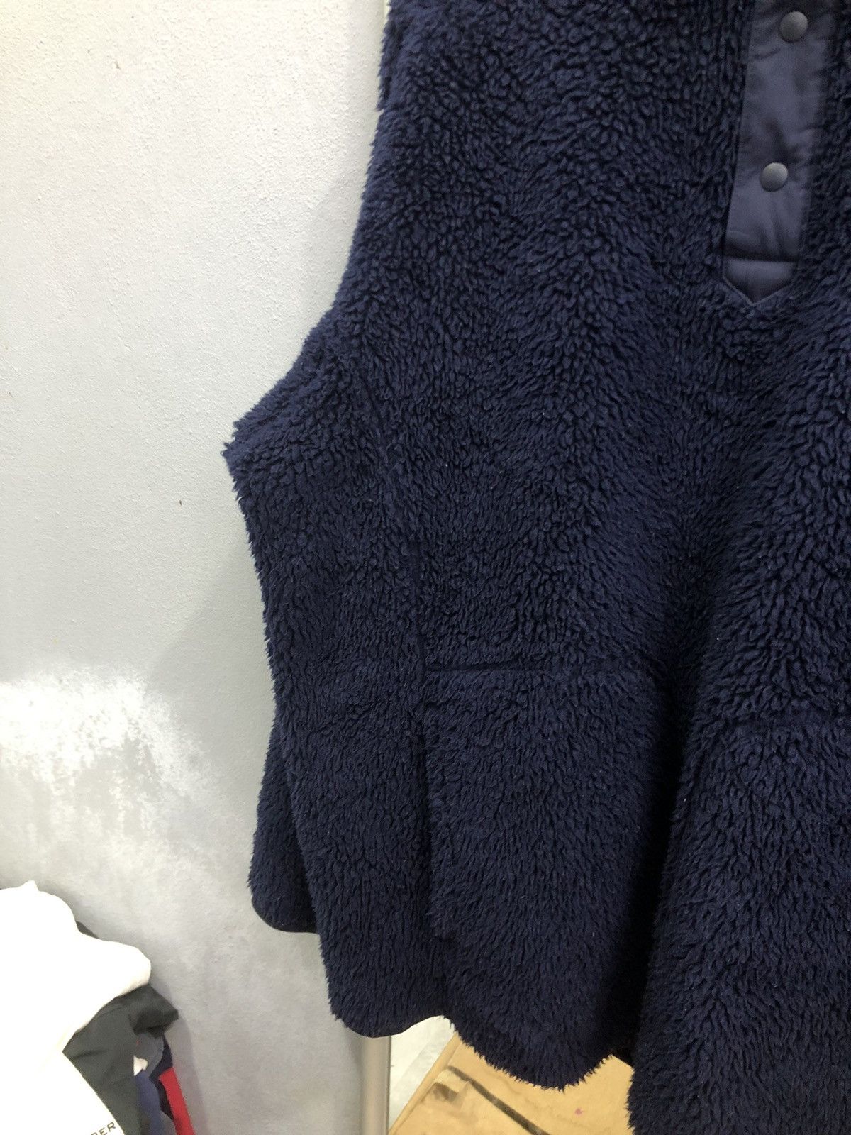 Uniqlo × White Mountaineering Uniqlo x White Mountaineering Navy Fleece Pullover Size US XL / EU 56 / 4 - 5 Thumbnail