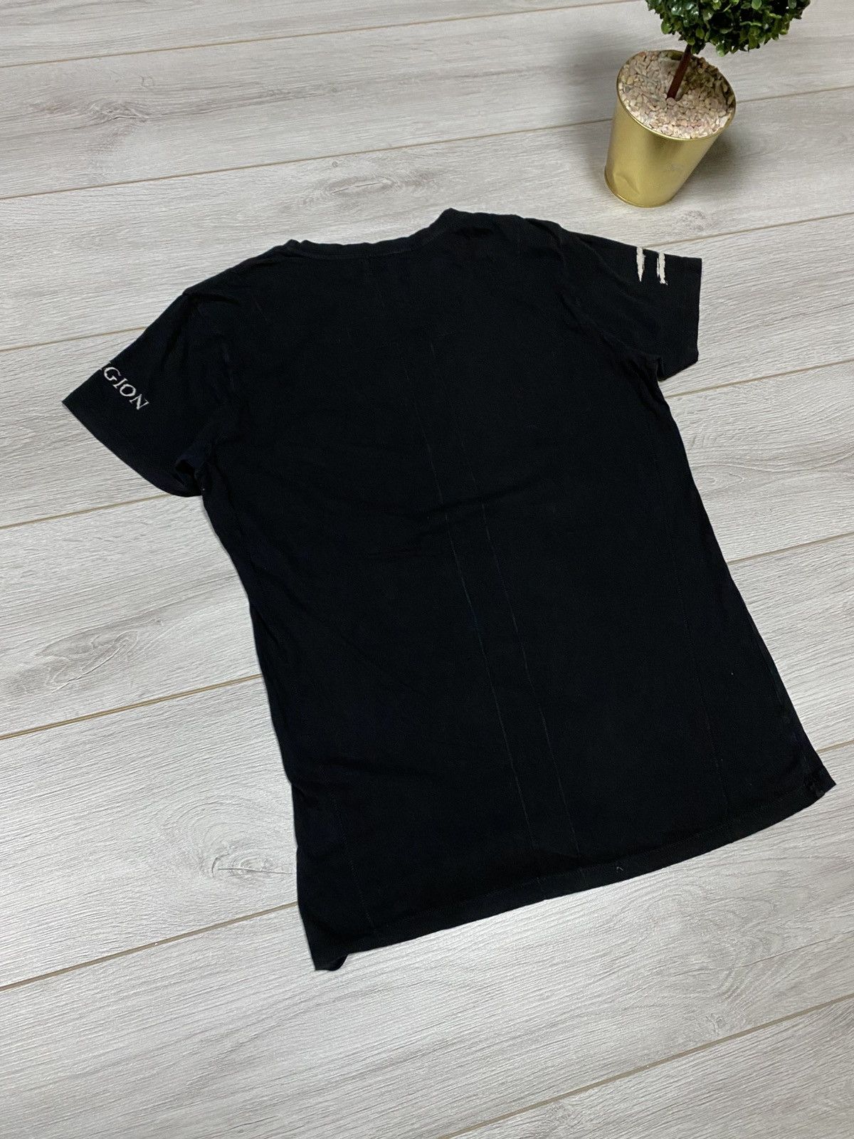 Vintage Big skull cross Religion t-shirt McQ style abstract Size US M / EU 48-50 / 2 - 7 Thumbnail