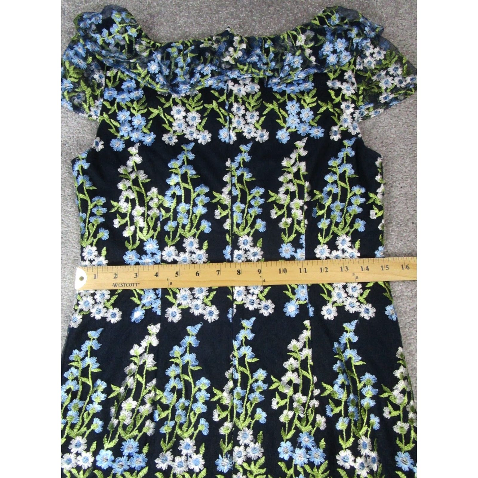 Karl Lagerfeld Karl Lagerfeld Dress Womens 6 Blue Floral Embroidered Pencil Sheath Short Sleeve Boat Neck Size M / US 6-8 / IT 42-44 - 7 Thumbnail