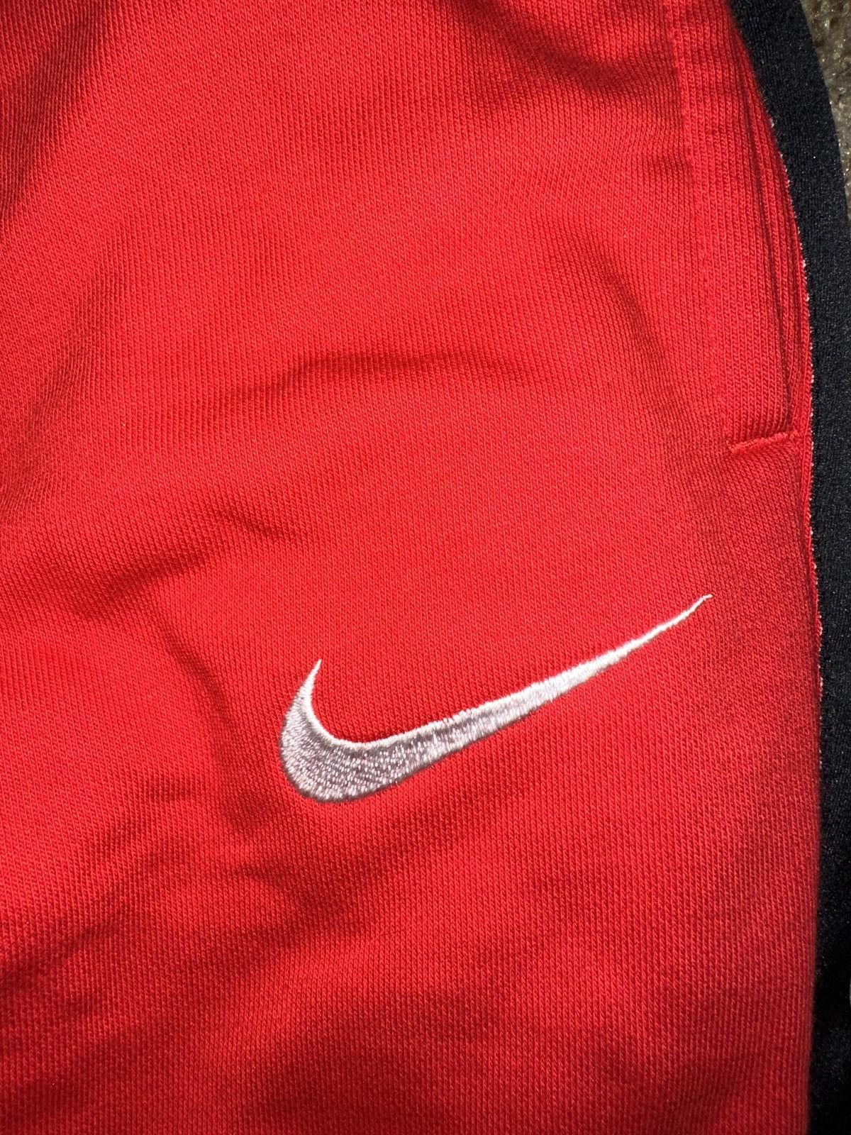 Nike Nike Sportswear Big Kids (Boy’s) Swoosh Fleece Red Sweatpants Size US 26 / EU 42 - 4 Thumbnail