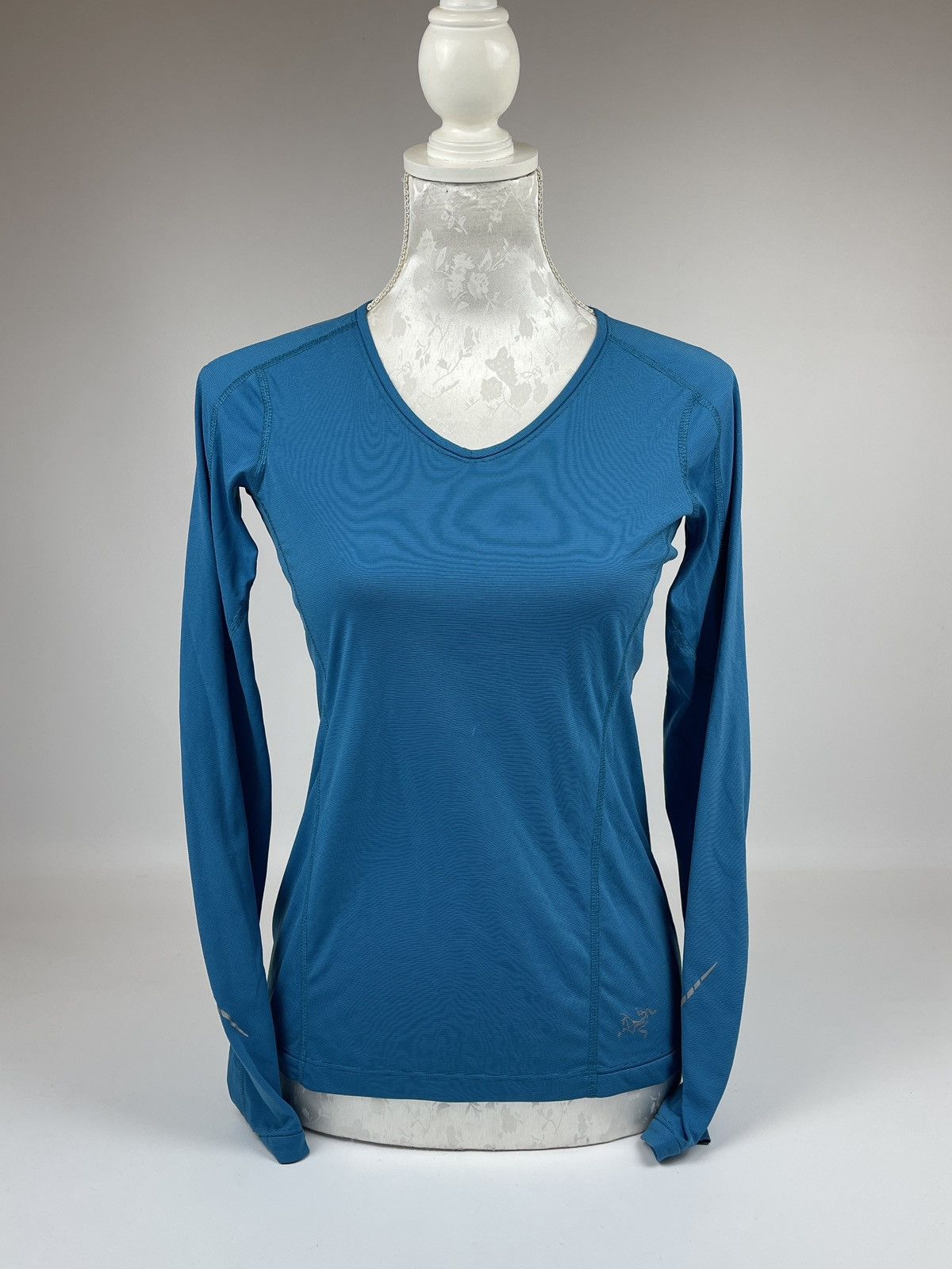 Arc'teryx Arc'teryx Long Sleeve Hiking T shirt Size S / US 4 / IT 40 - 1 Thumbnail