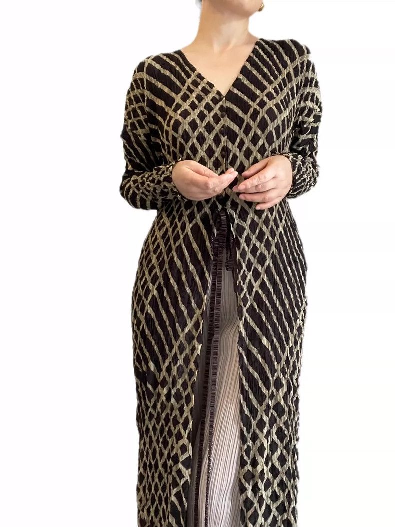 Issey Miyake Issey Miyake Soft trench coat with double-sided check patt Size M / US 6-8 / IT 42-44 - 2 Thumbnail