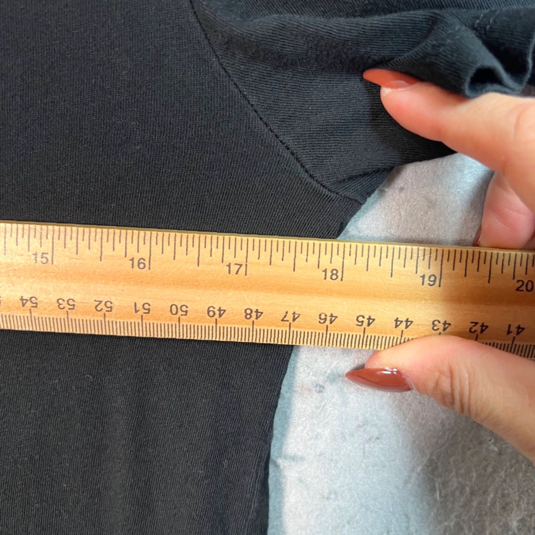 Zara VINTAGE Zara Womens Size Small Black Short-Sleeve T-Shirt Cotton Casual Off Center Hem Shirt Womens S Black Cotton 90s? Size S / US 4 / IT 40 - 4 Thumbnail