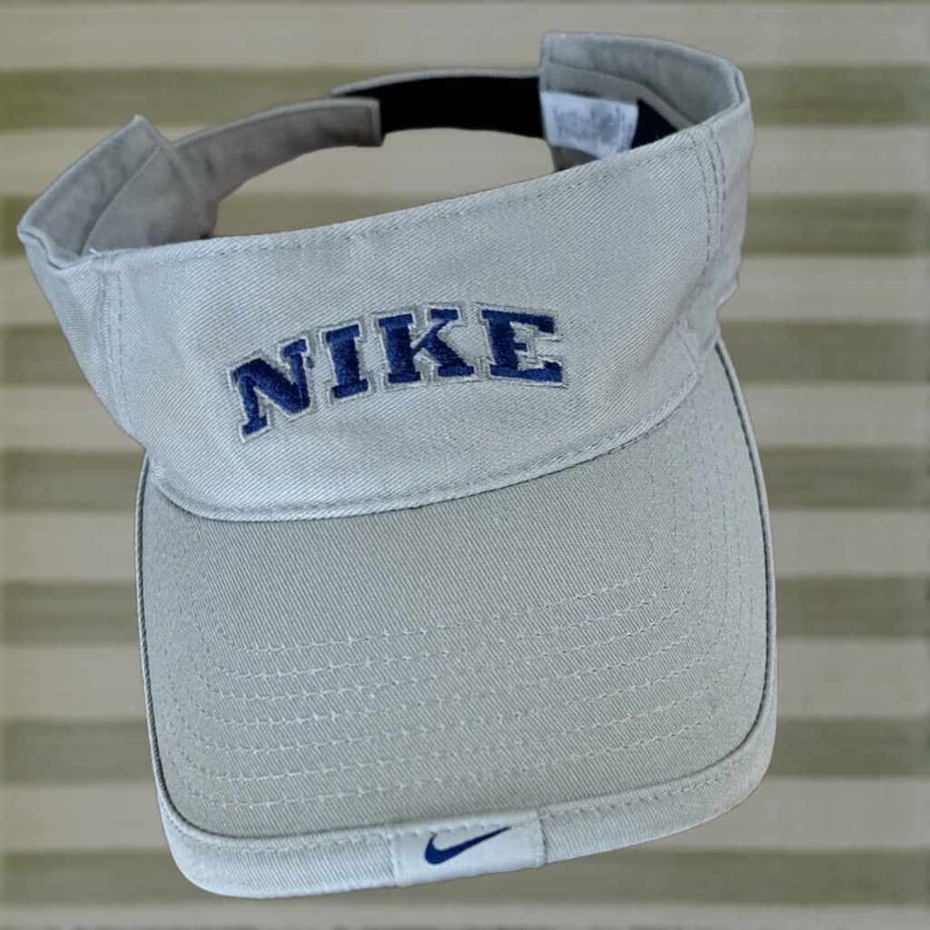 Nike VINTAGE Nike Visor Hat Golf 90s Mens Adjustable Tan Visor Nike Adjustable Strap 90s Men Golf Hat Size ONE SIZE - 1 Thumbnail