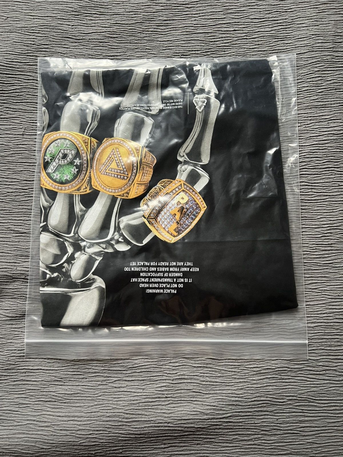 Palace Palace Mechanical Champion T shirt Black Size Large Size US L / EU 52-54 / 3 - 2 Thumbnail