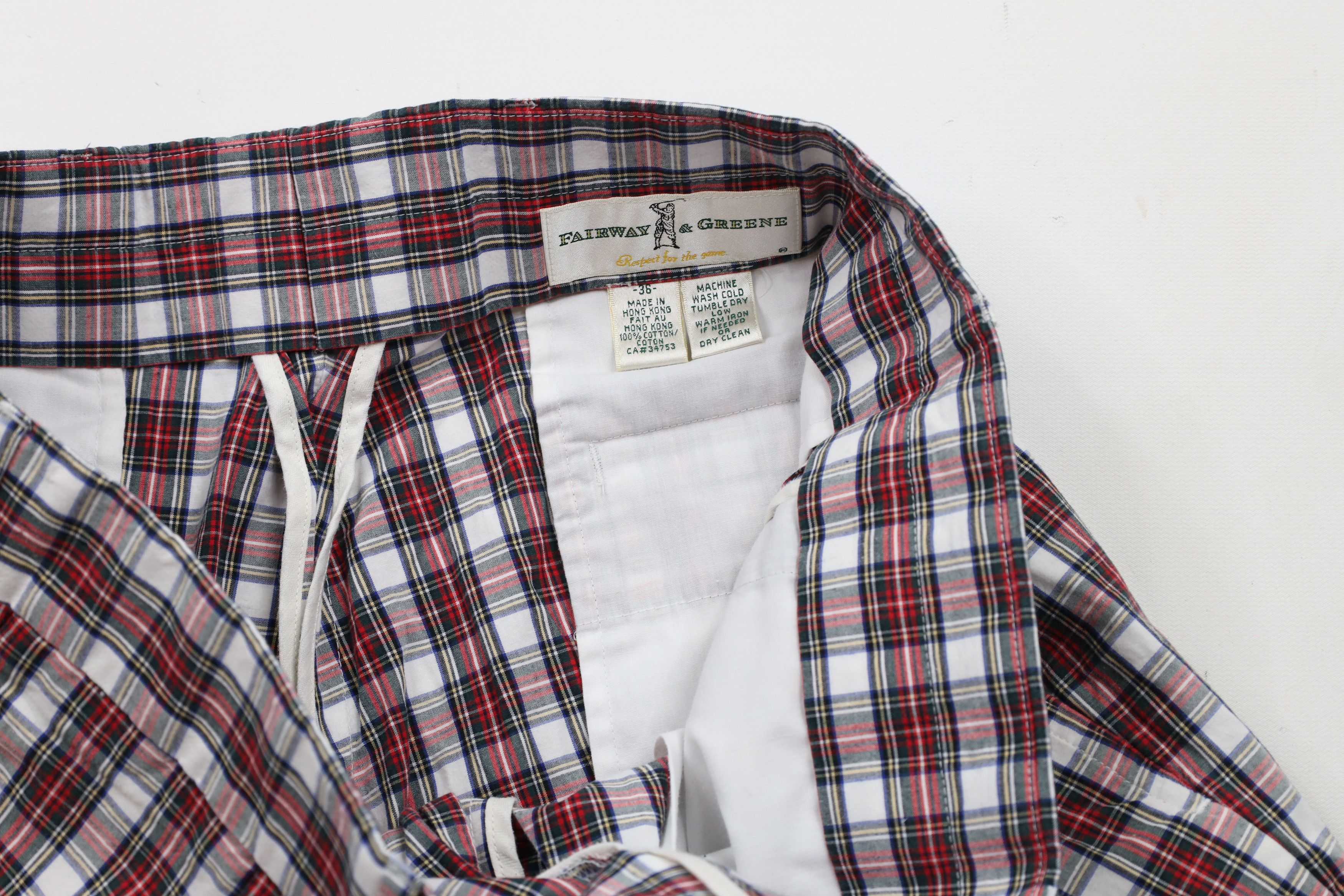 Vintage Vintage 90s Streetwear Pleated Chino Golf Shorts Red Plaid Size US 36 / EU 52 - 6 Thumbnail