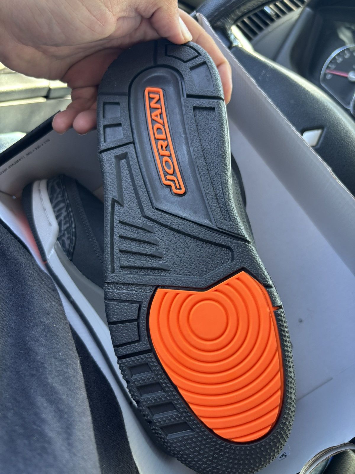 Jordan Brand Jordan retro gs Size US 6.5 / EU 39-40 - 4 Thumbnail