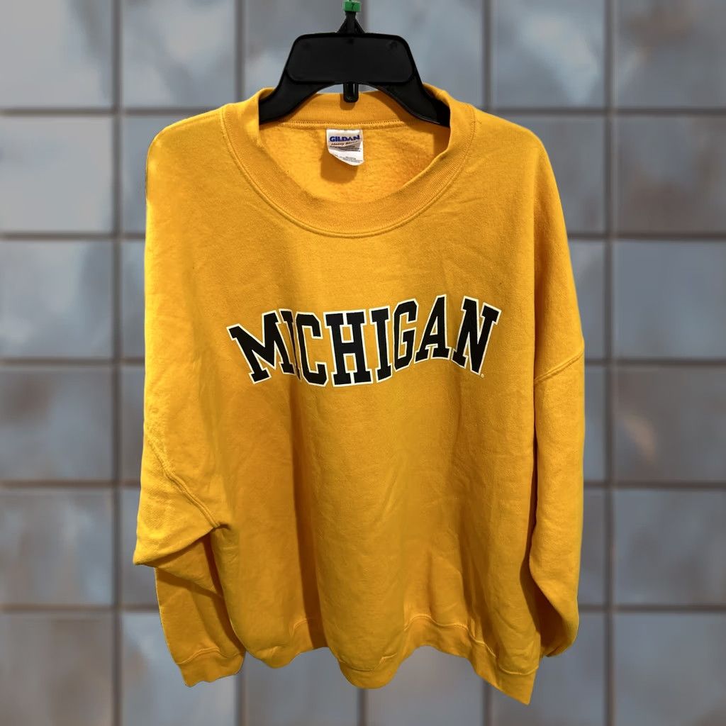 Gildan Gildan Pullover Mens 2XL Yellow Heavy Blend Men Michigan Crewneck Size US XXL / EU 58 / 5 - 1 Thumbnail