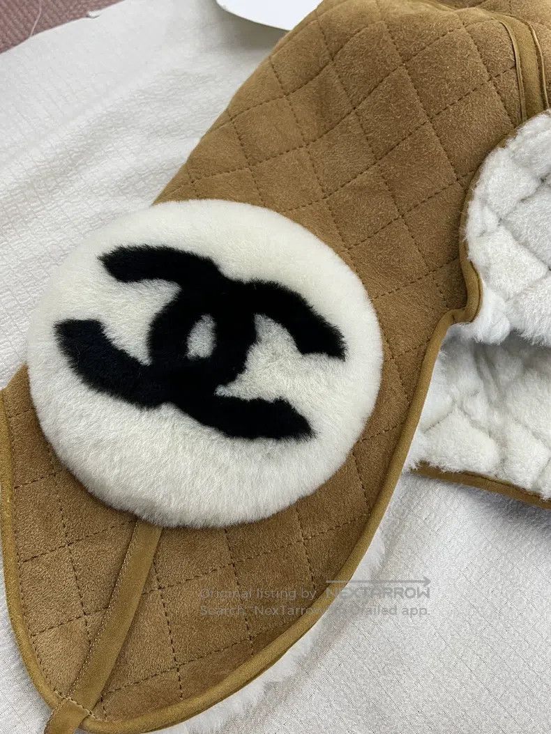 Chanel Chanel Brown suede helmet Size ONE SIZE - 6 Thumbnail