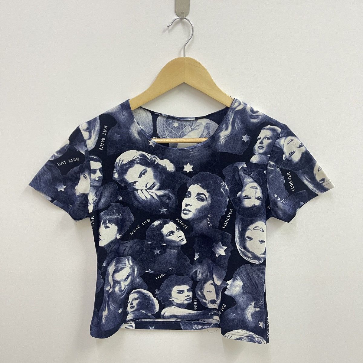 Designer Vintage Hollywood Icon Graphic Tee Retro Celebrity Collage Size XS / US 0-2 / IT 36-38 - 1 Thumbnail