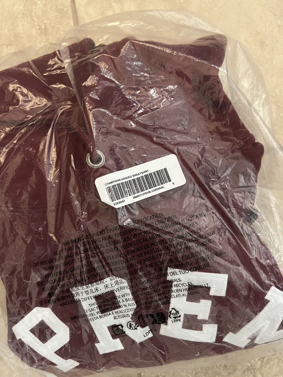 Supreme Supreme Champion Hooded Sweatshirt Size US S / EU 44-46 / 1 - 7 Thumbnail