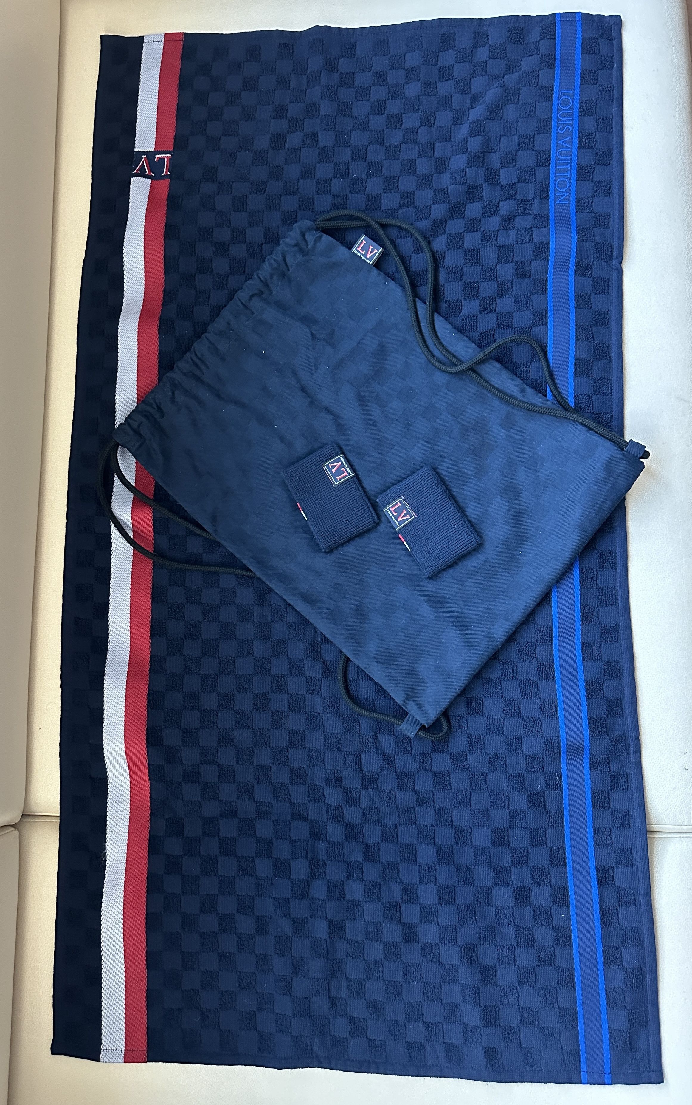 Louis Vuitton LV Padel Bag Gym Set Size ONE SIZE - 3 Thumbnail