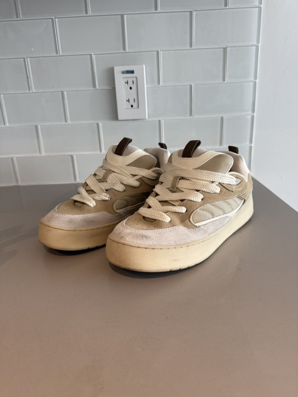 Zara ZARA Men’s Chunky Cream Sneakers — Size 9 (US) Size US 9 / EU 42 - 1 Thumbnail