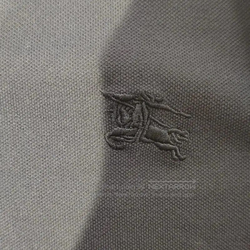 Burberry Burberry Black Cotton Women's Polo T-shirt. Size M / US 6-8 / IT 42-44 - 3 Thumbnail