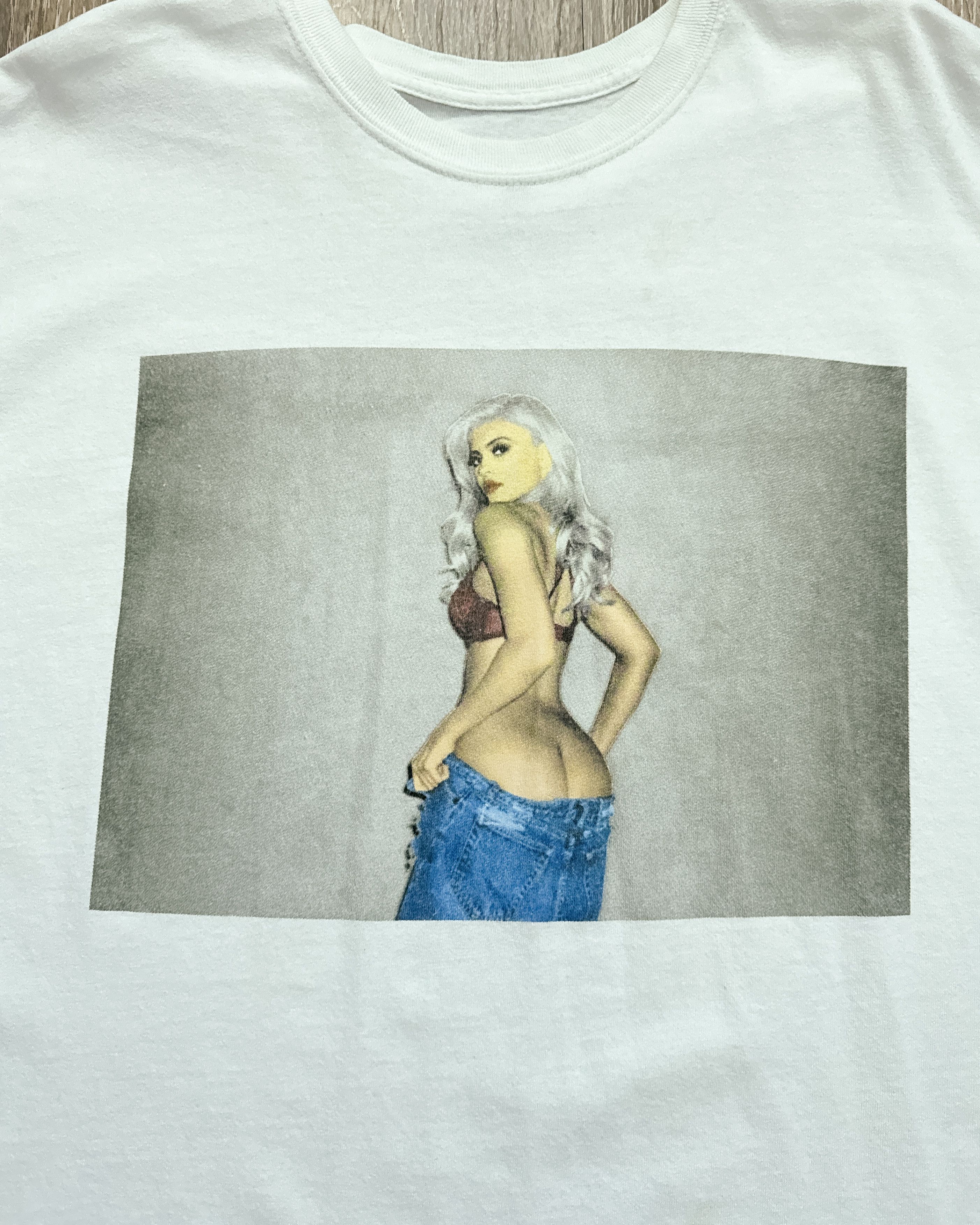 Kylie Jenner Kylie Jenner Cheeks T Shirt Men's 2XL Rare 2017 Original Size US XXL / EU 58 / 5 - 2 Thumbnail