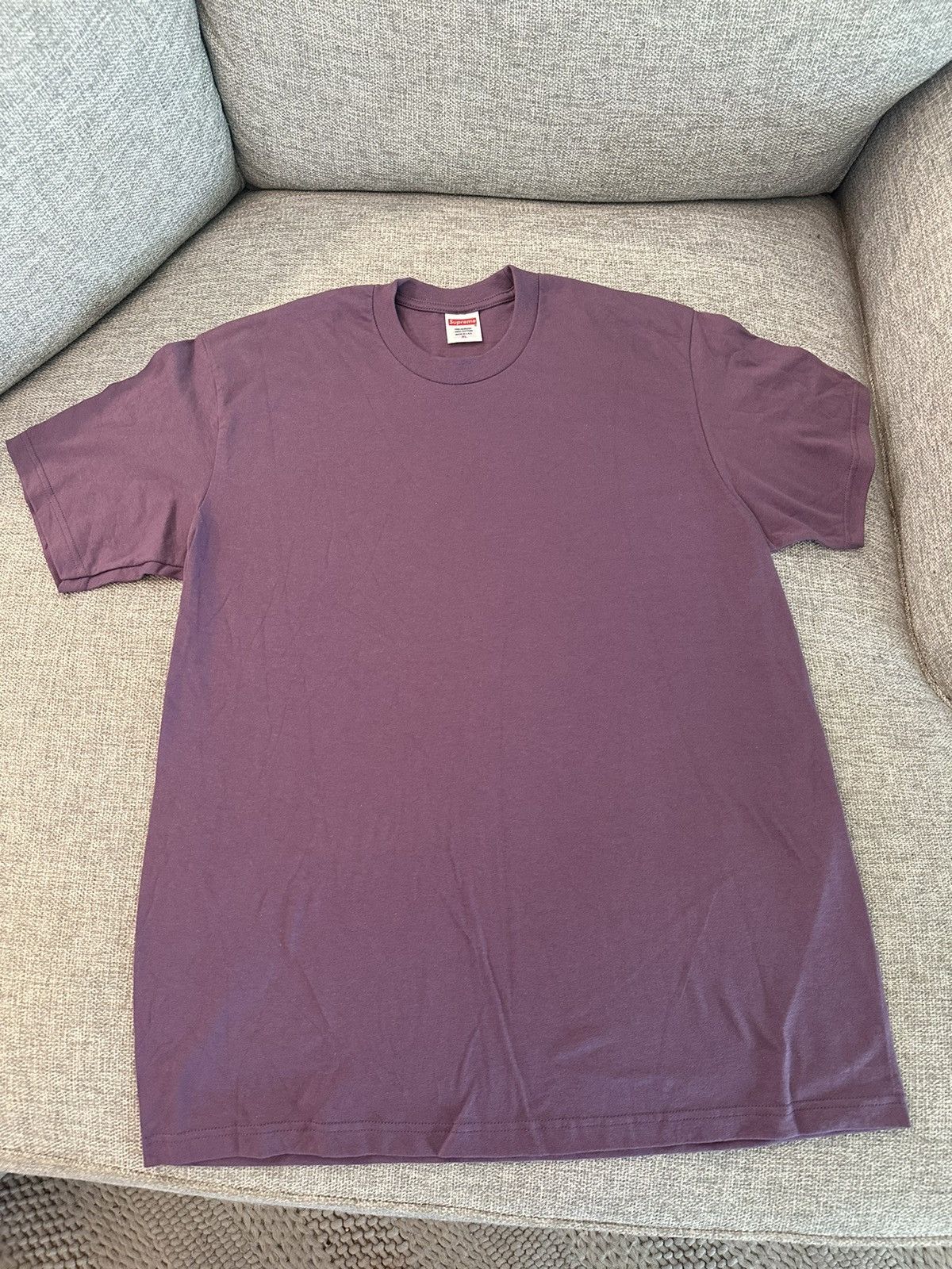 Supreme Purple T-Shirt US newest XL