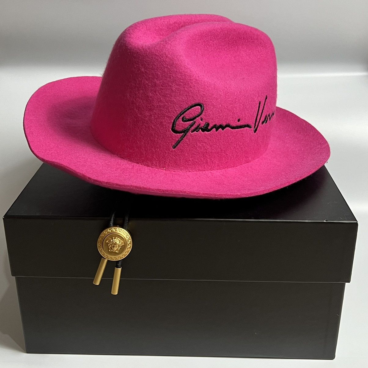 Versace Versace Embroidery Logo Wool Hat Size ONE SIZE - 2 Thumbnail