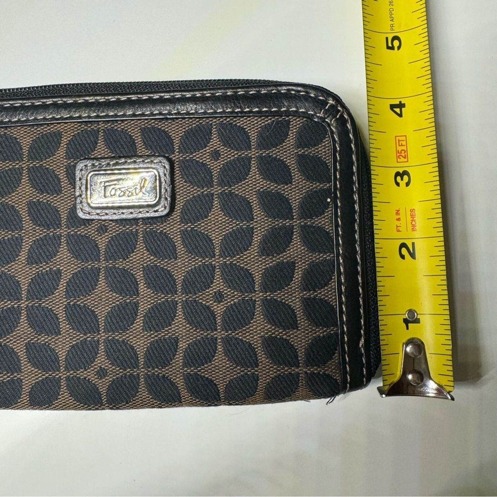 Fossil Fossil Leather Trim Canvas Wristlet Wallet Black/Brown Size ONE SIZE - 10 Thumbnail