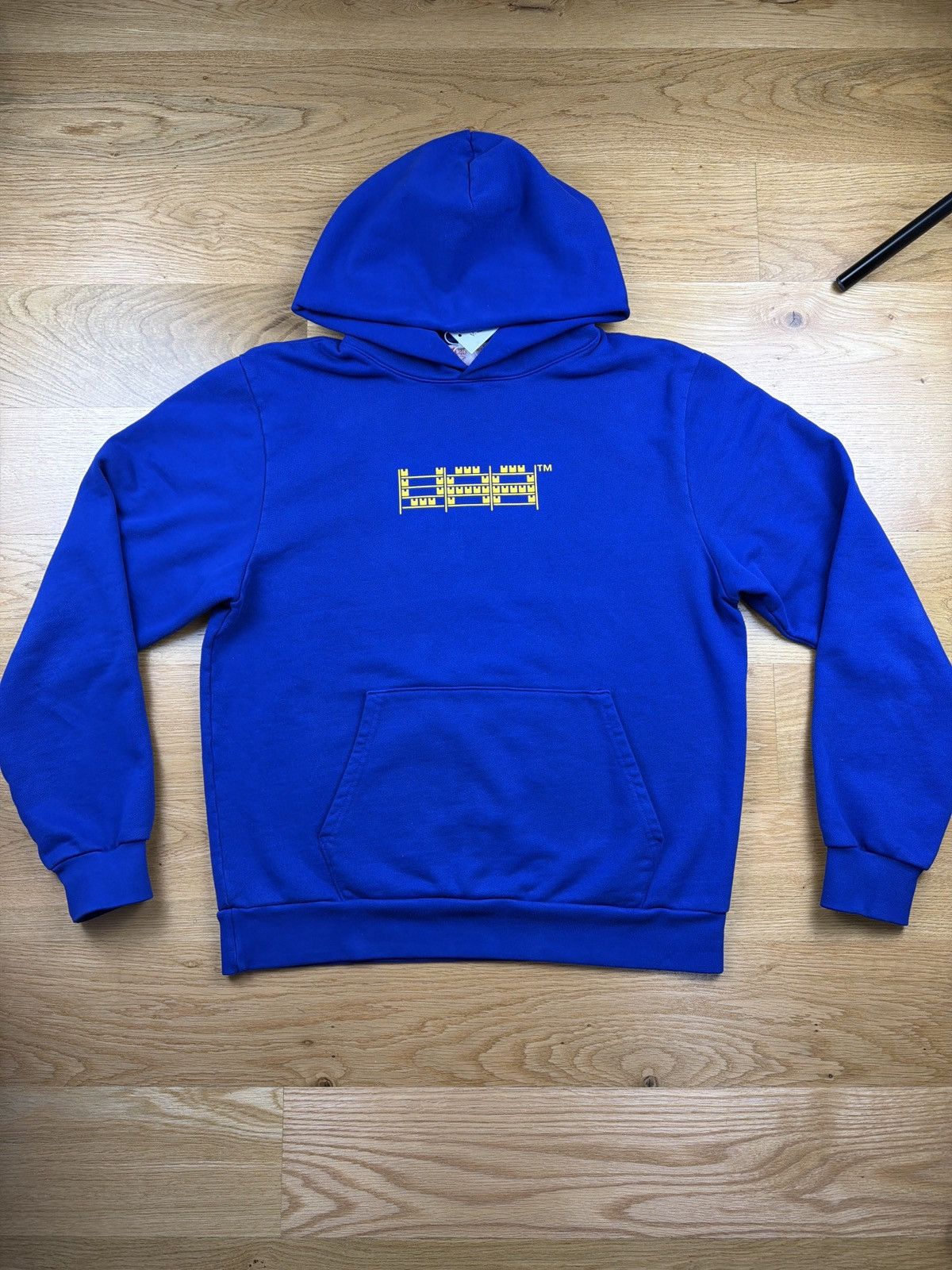 Virgil Abloh Virgil Abloh VAA Hoodie / M Size US M / EU 48-50 / 2 - 1 Thumbnail