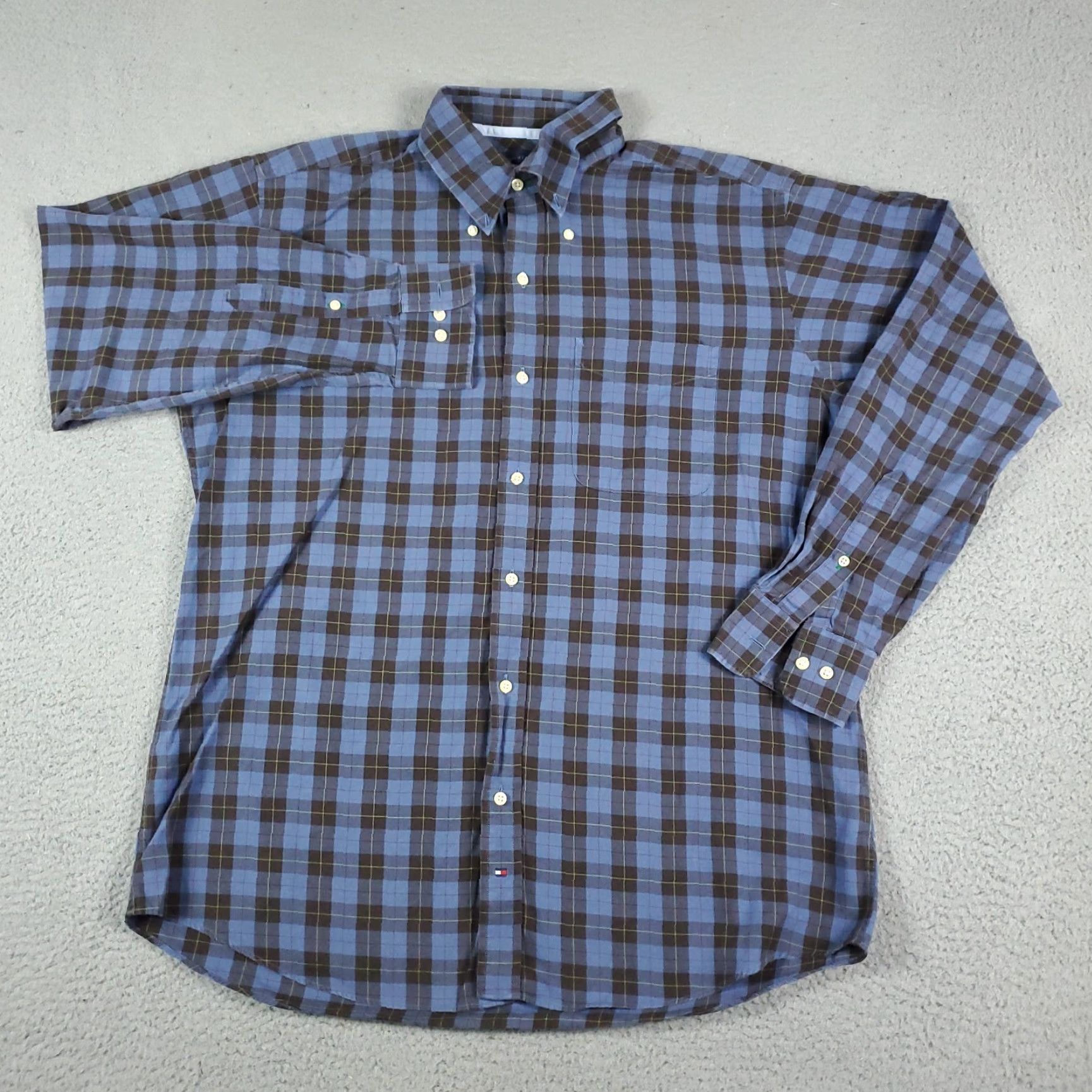 Tommy Hilfiger Tommy Hilfiger Blue Brown Plaid Button-Up Shirt Men's Large 16 34/35 Regular Fit Casual Size US L / EU 52-54 / 3 - 2 Thumbnail