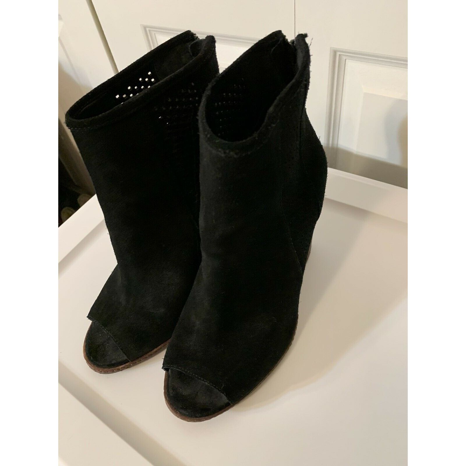 Other Gianni Bini Womens Sz 9M Black Open Toe Suede Leather Ankle Size US 9 / IT 39 - 3 Thumbnail