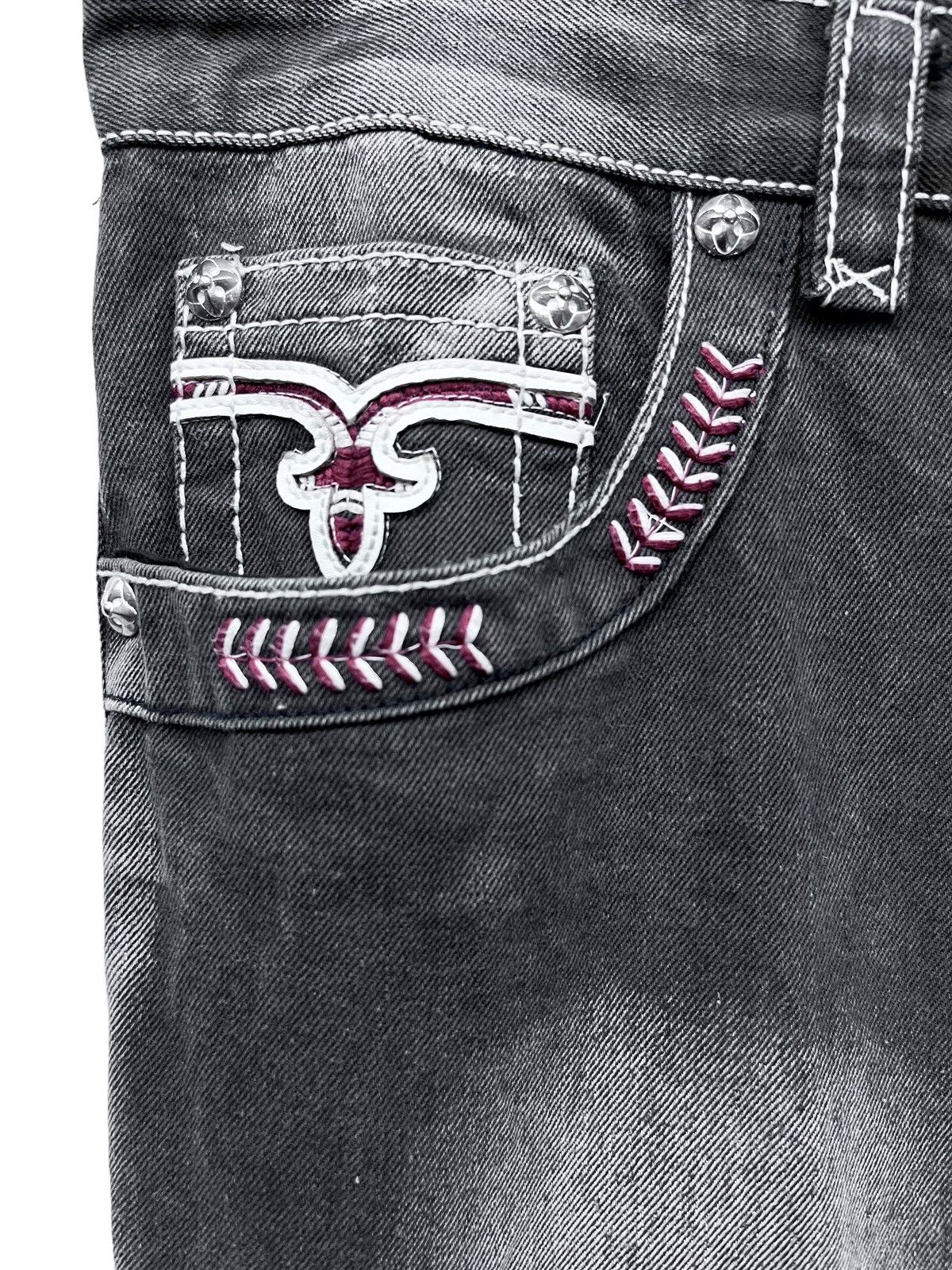Rock Revival ROCK REVIVAL BLEACH WASH FLEUR-DE-LIS JEANS C.HEARTS STYLE Size US 33 - 9 Thumbnail