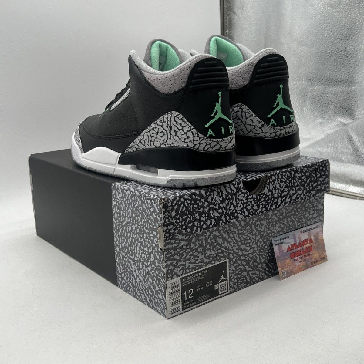 Jordan Brand Air Jordan 3 green glow Size US 12 / EU 45 - 4 Thumbnail