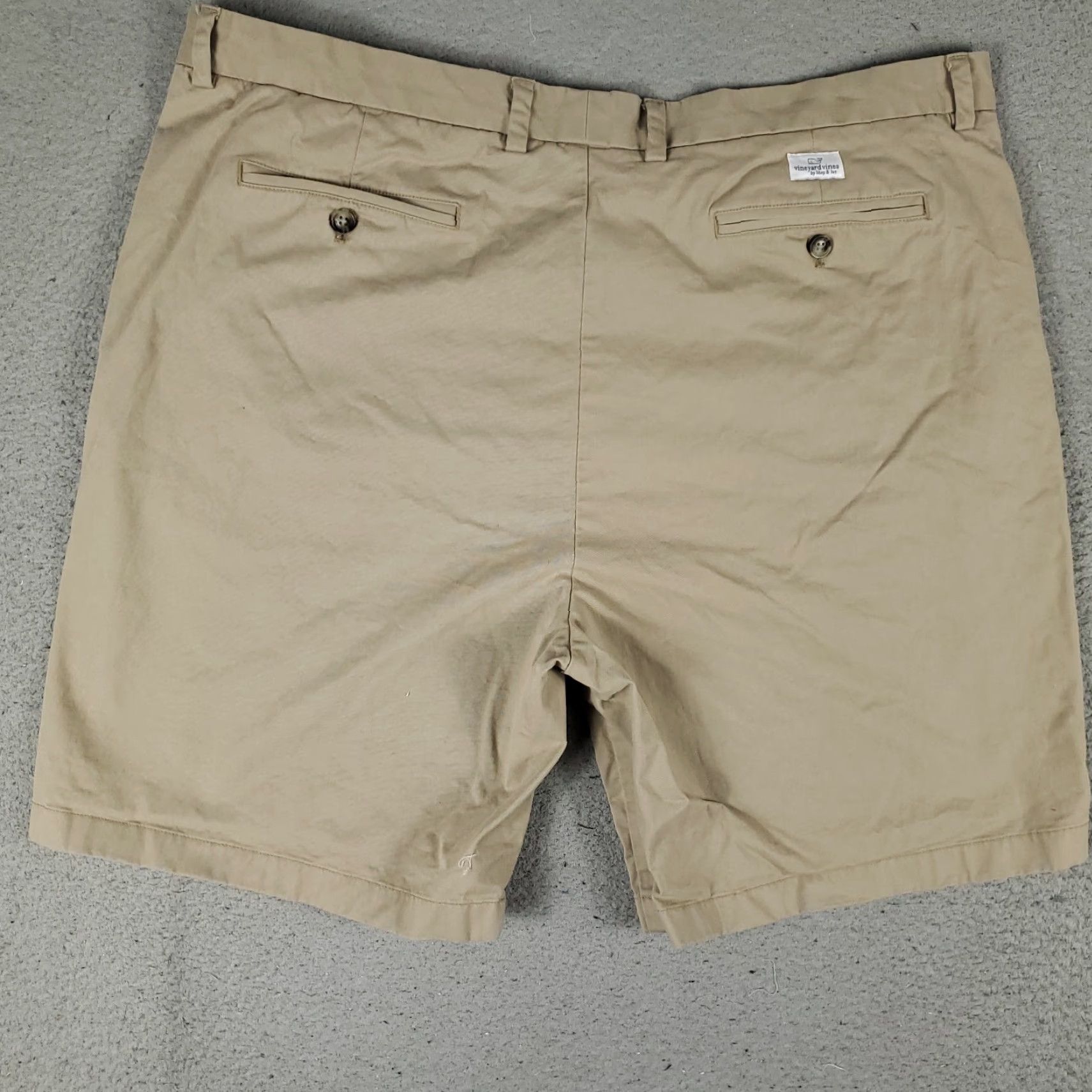 Vineyard Vines Vineyard Vines Men's Shorts Size 42 Beige Casual Chino Flat Front Knit Logo Modern Size US 42 / EU 58 - 6 Thumbnail