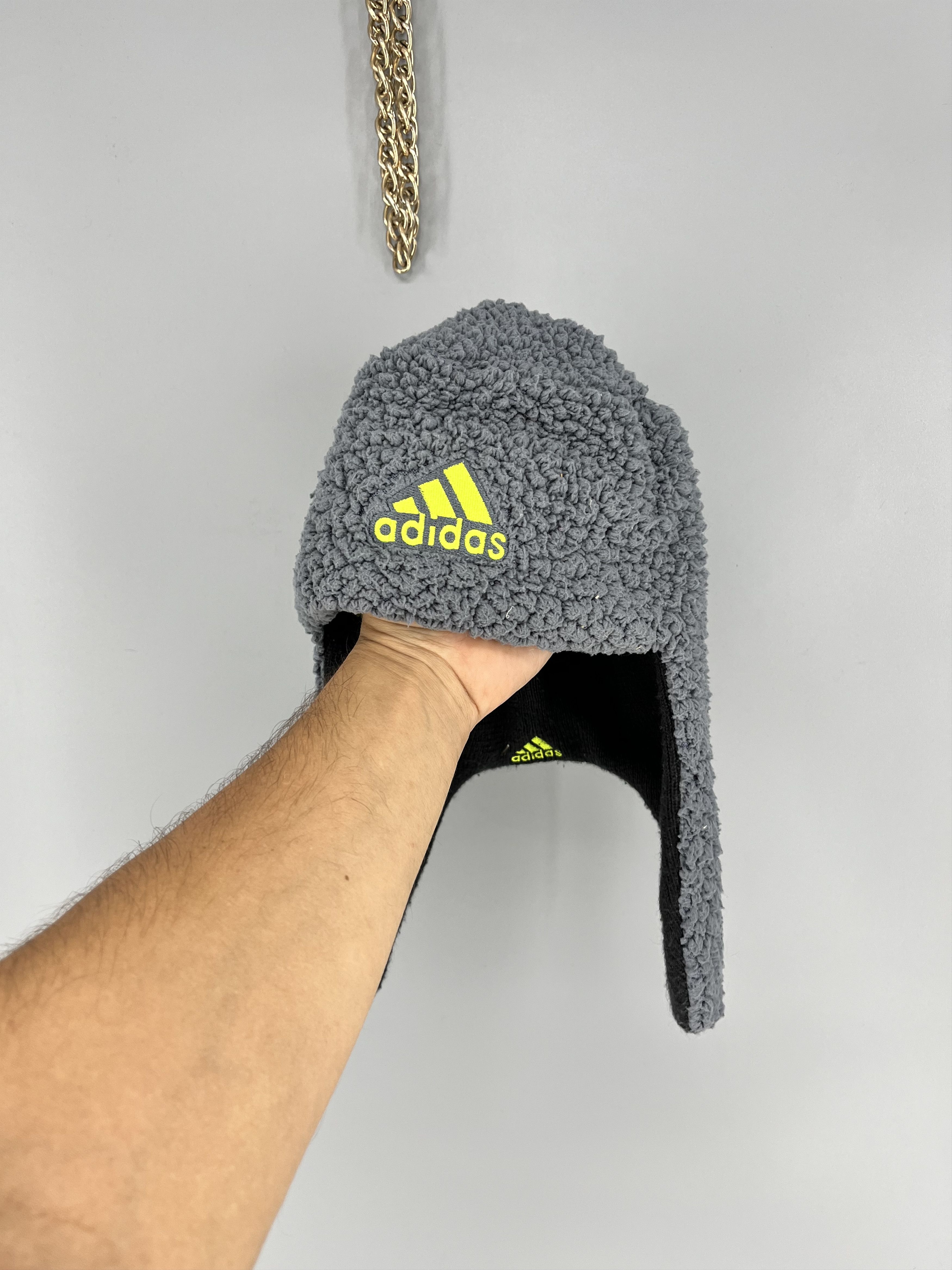 Adidas ushanka online