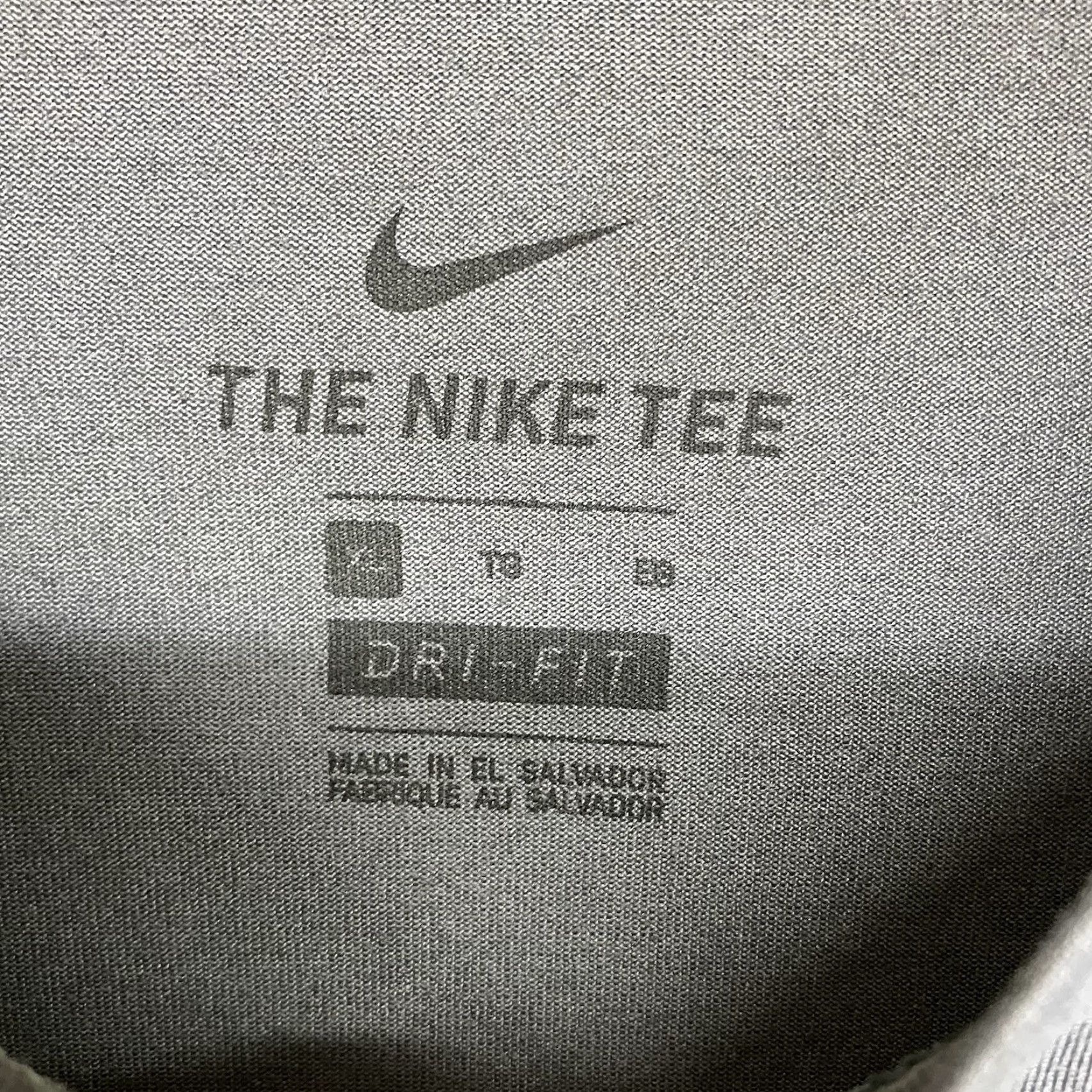 Nike Nike Shirt Mens XL Gray Short Sleeve Wild Nike Swoosh Logo Sports Super Thin Size US XL / EU 56 / 4 - 4 Thumbnail