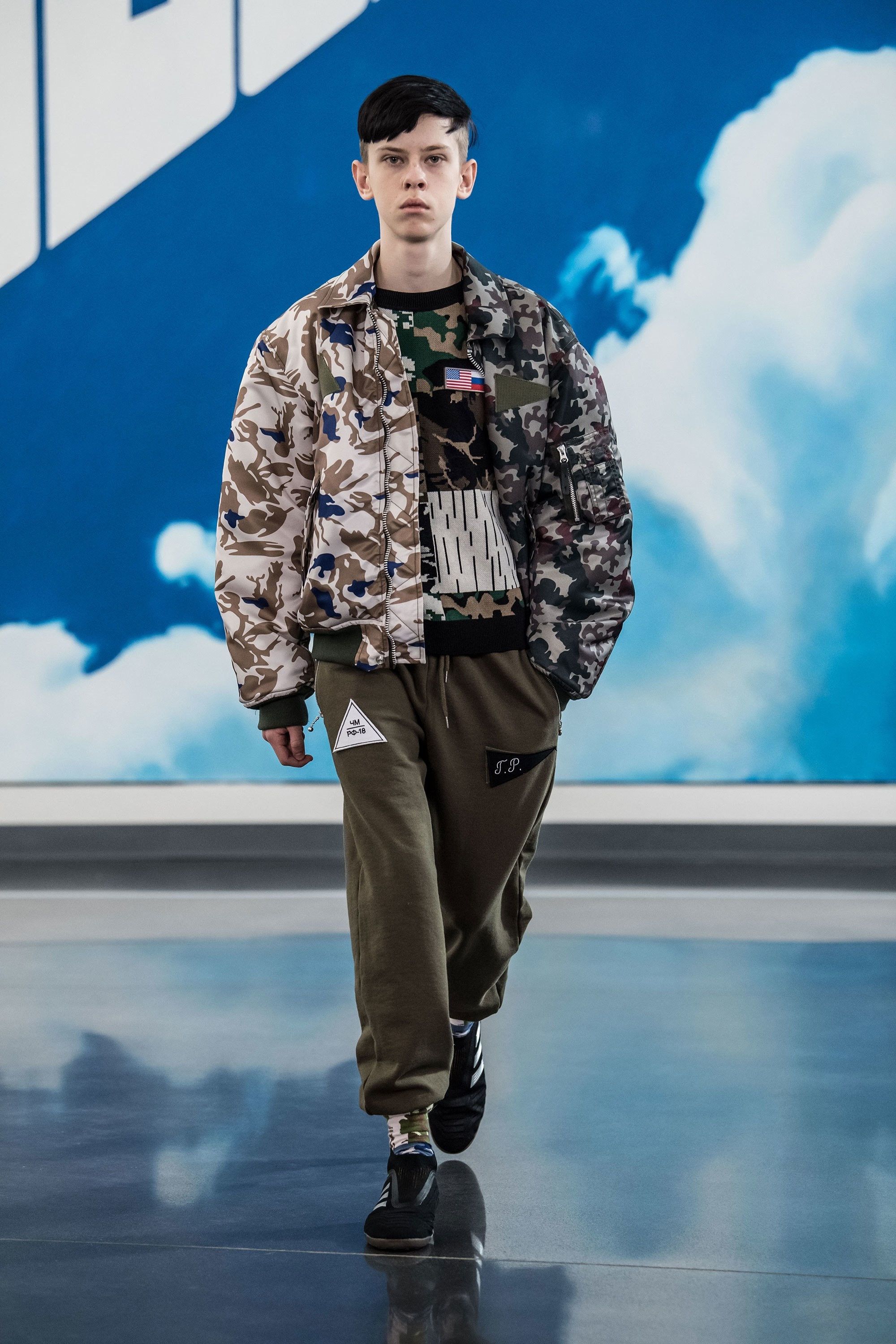 Gosha Rubchinskiy A/W 2018 - (made in Japan) sweatpants with velcro patches Size US 29 - 8 Thumbnail