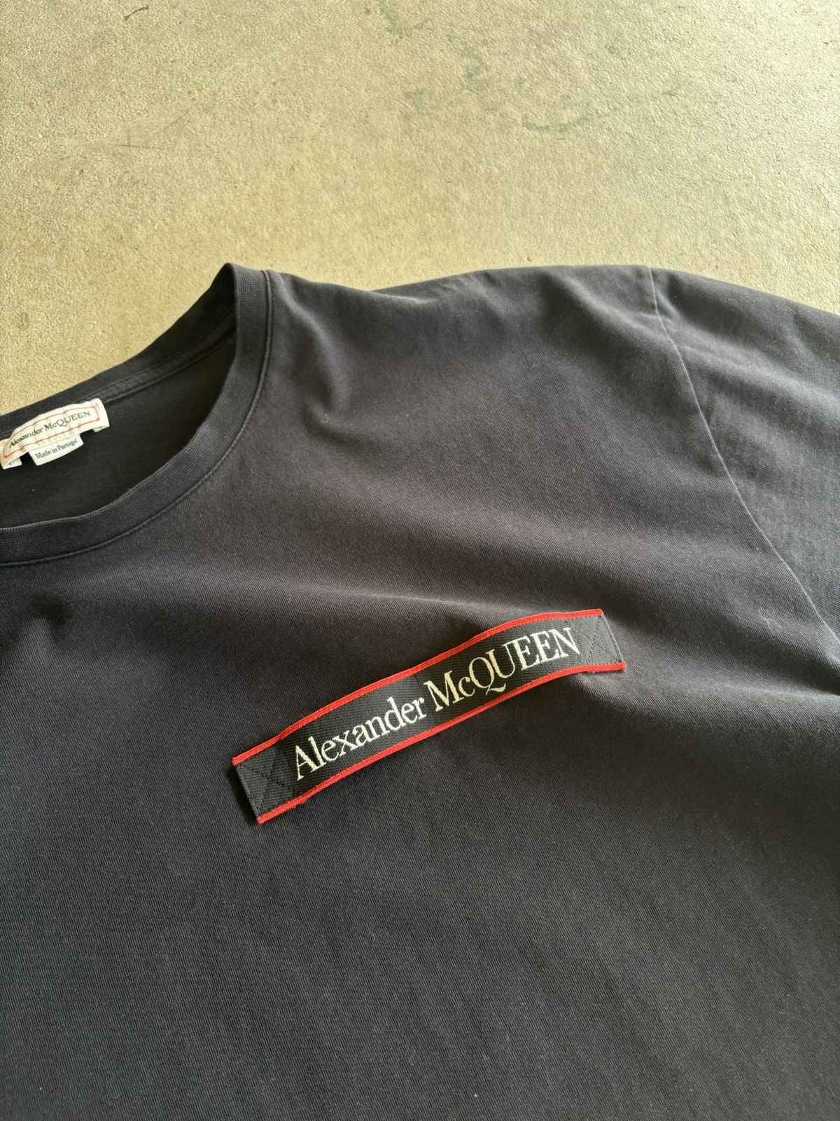 Alexander McQueen 2022 Alexander McQueen Tape Logo Boxy Black Tee Size US XL / EU 56 / 4 - 3 Thumbnail