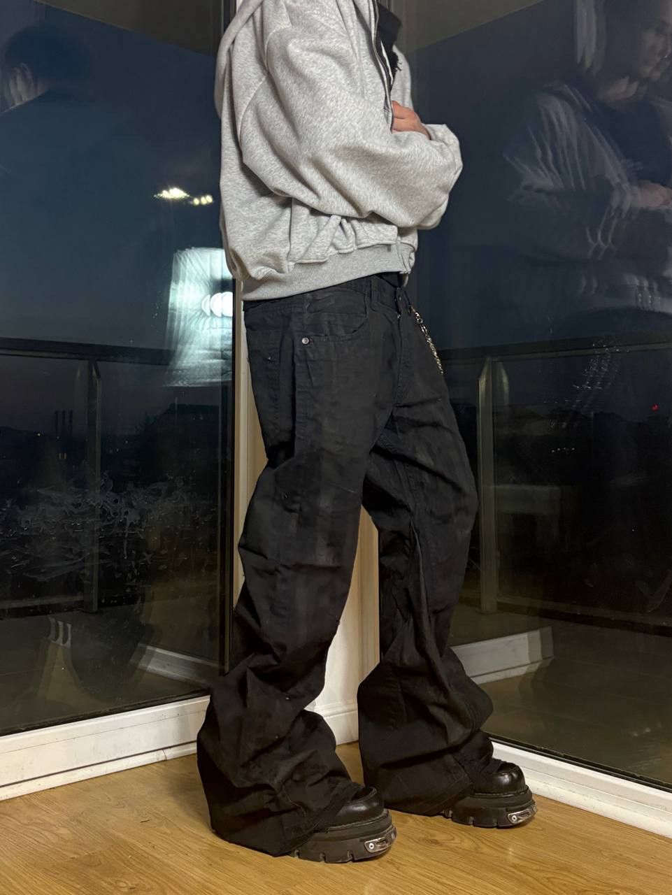 Japanese Brand flare bootcut painted black jeans Size US 32 / EU 48 - 2 Thumbnail