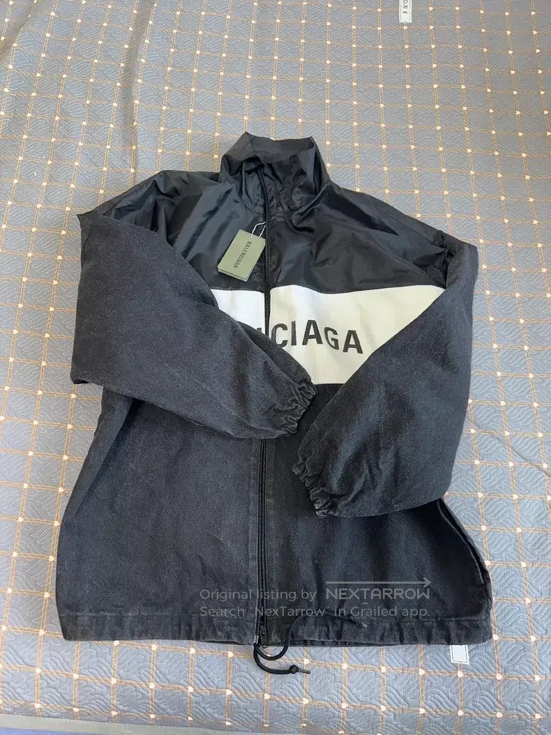 Balenciaga Balenciaga Distressed denim jacket patched jacket large lo Size XXS / US 00 / IT 34 - 2 Thumbnail